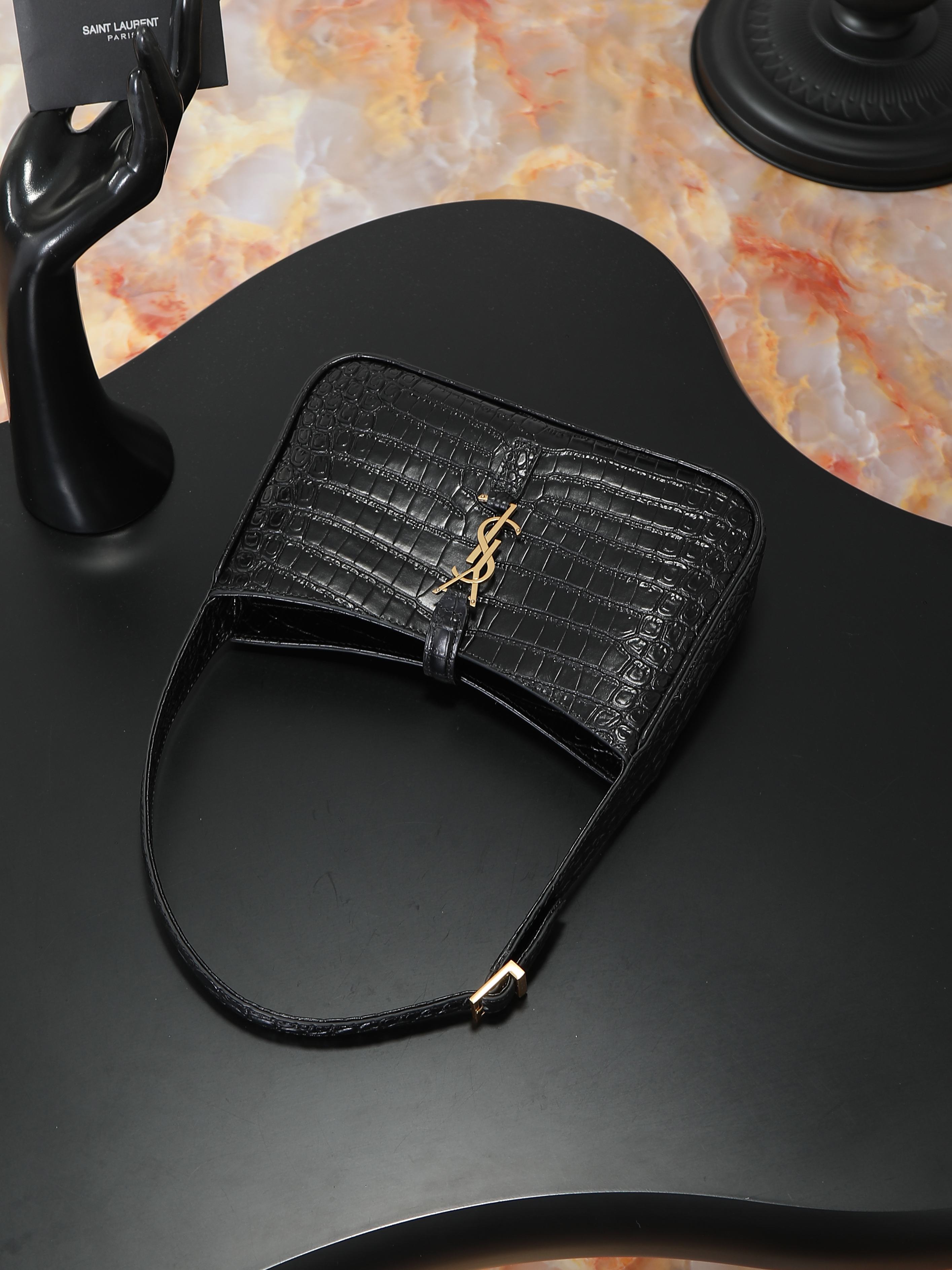 Basic Bag Black M-l