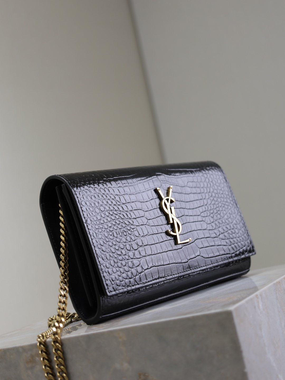 Basic Bag Cow Leather Black 47cm-m-l-s