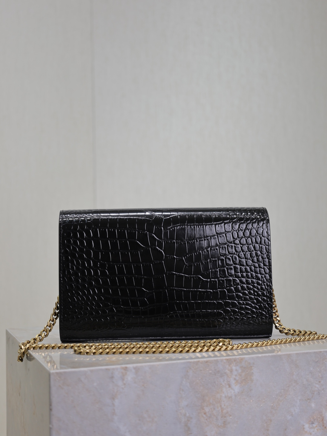 Basic Bag Cow Leather Black 47cm-m-l-s