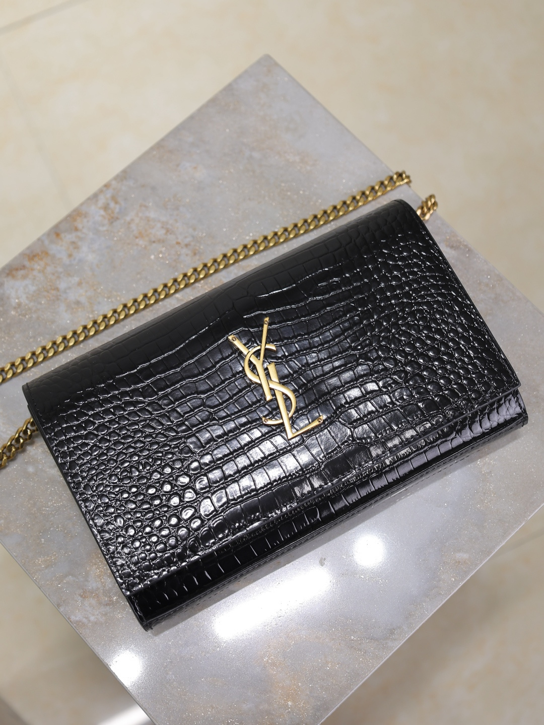 Basic Bag Cow Leather Black 47cm-m-l-s