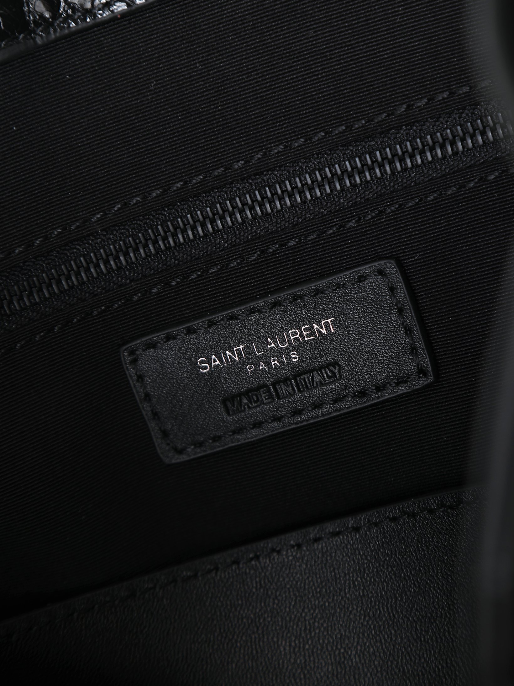 Tote Bag Cow Leather Black M-s