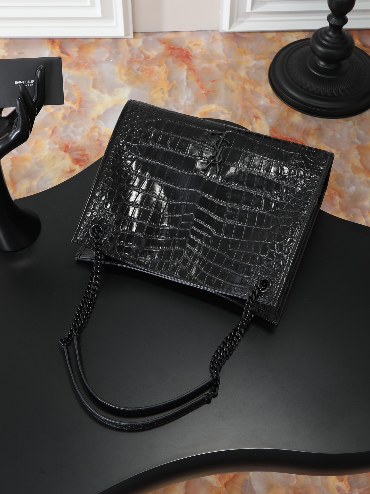 Tote Bag Cow Leather Black M-s