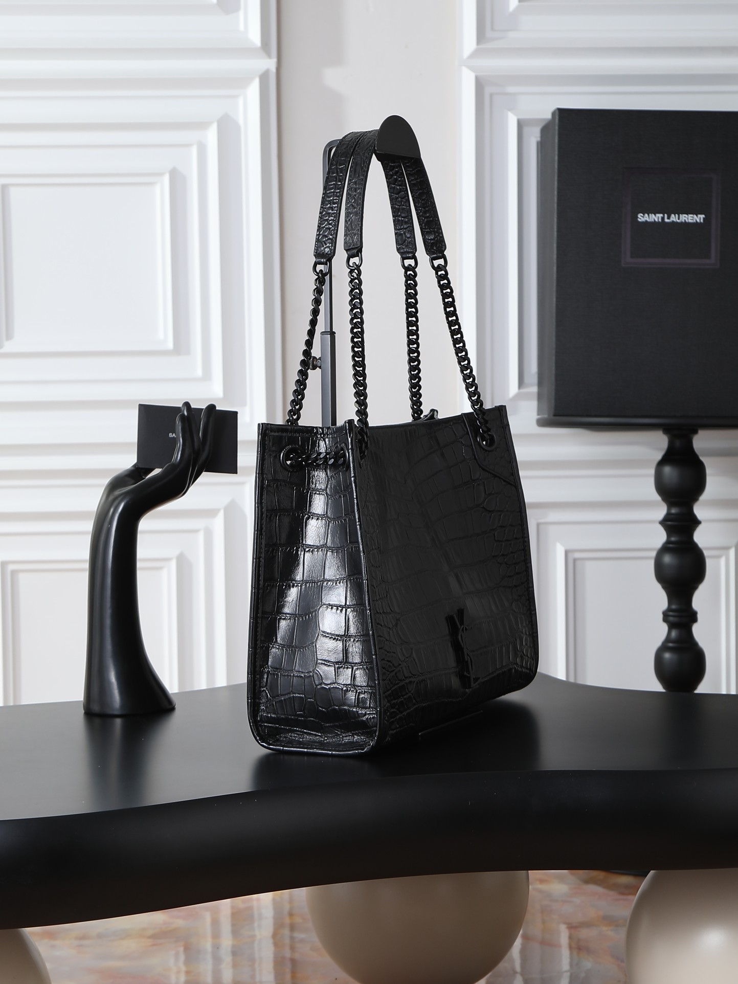 Tote Bag Cow Leather Black M-s