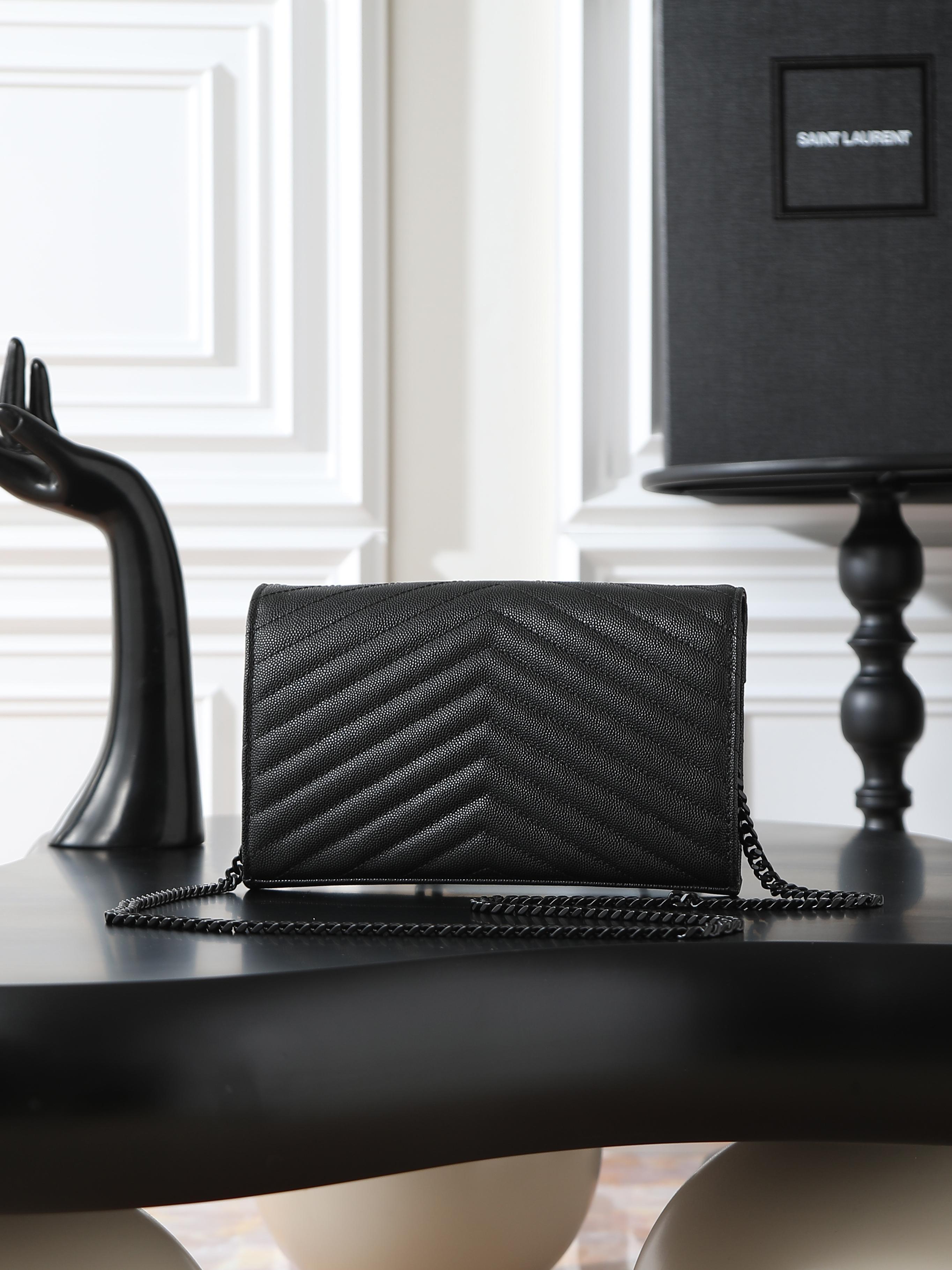 Louis Vuitton Basic Bag Cow Leather Black Large Capacity M-l