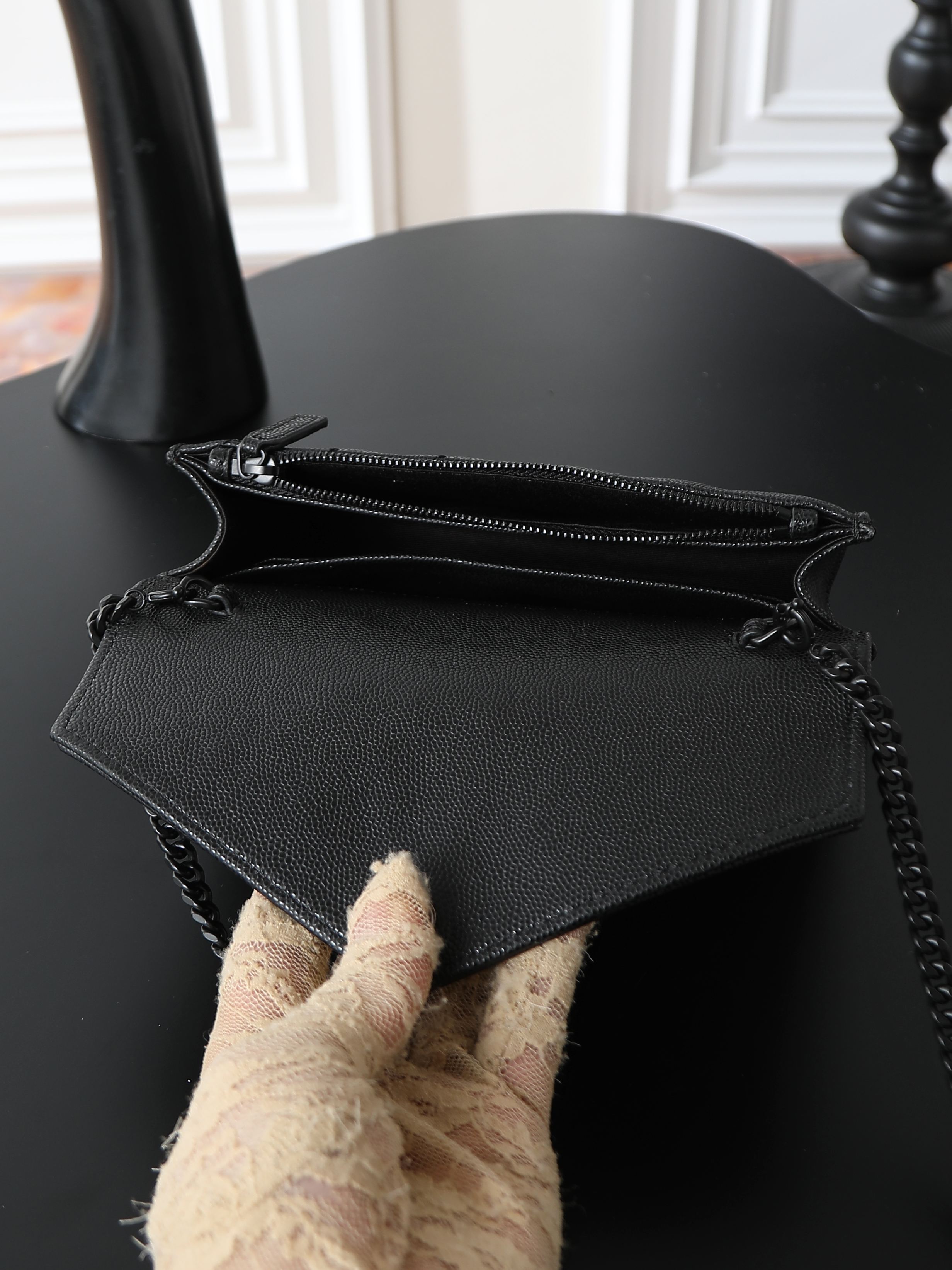 Clutch Bag Cow Leather Black M