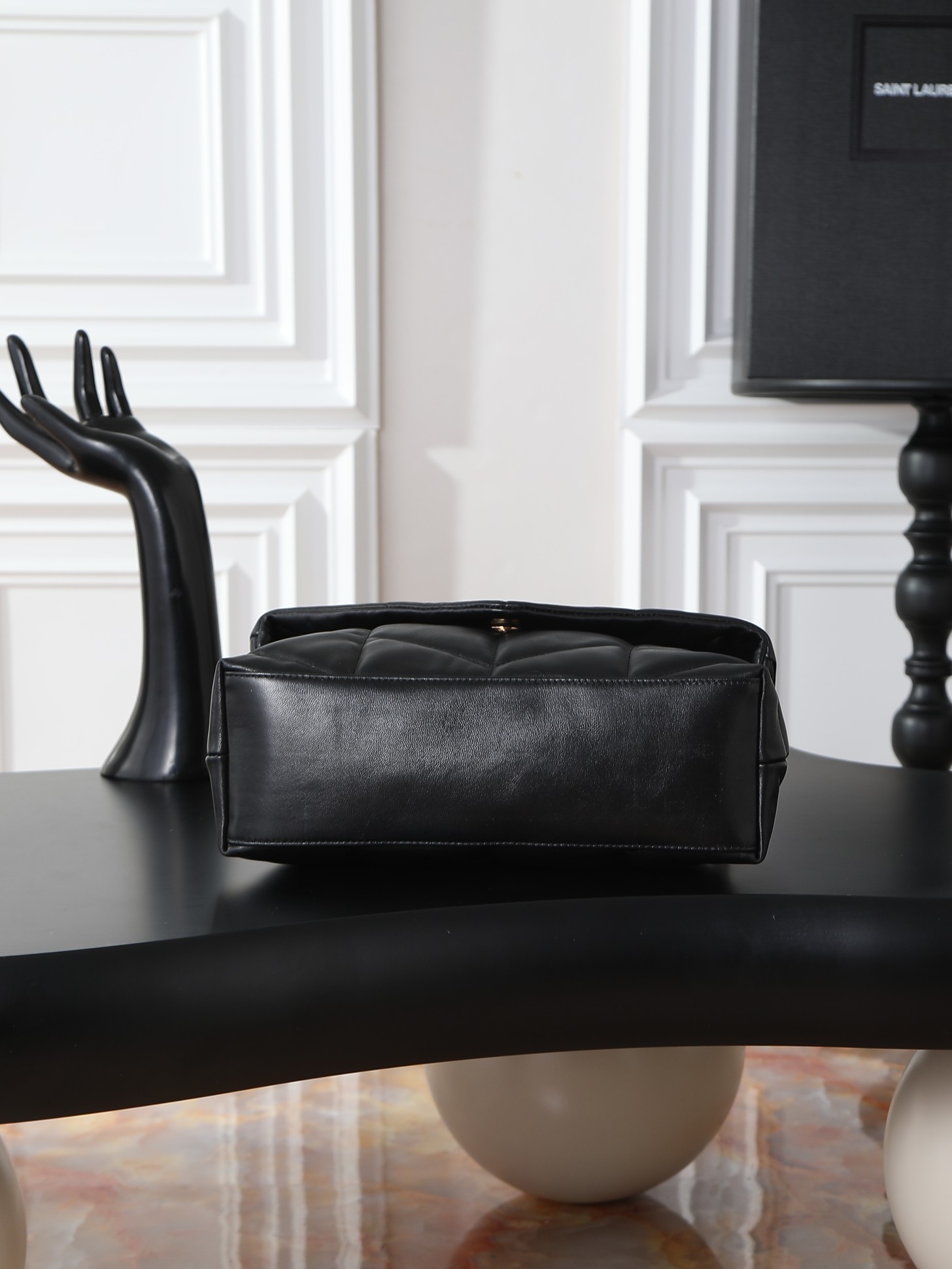 Basic Bag Cow Leather Black 11cm-29cm-l