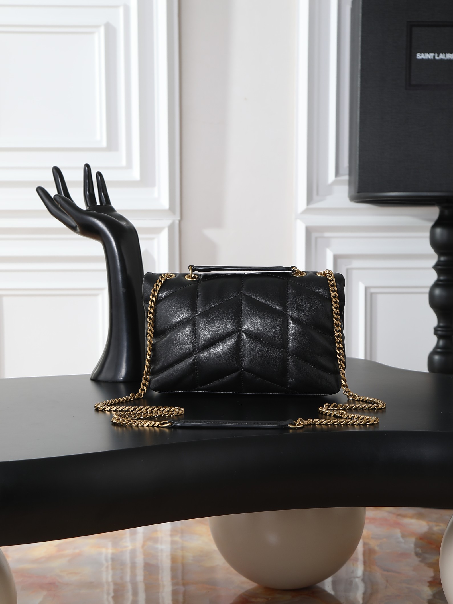 Basic Bag Sheepskin Black 23cm-m-l