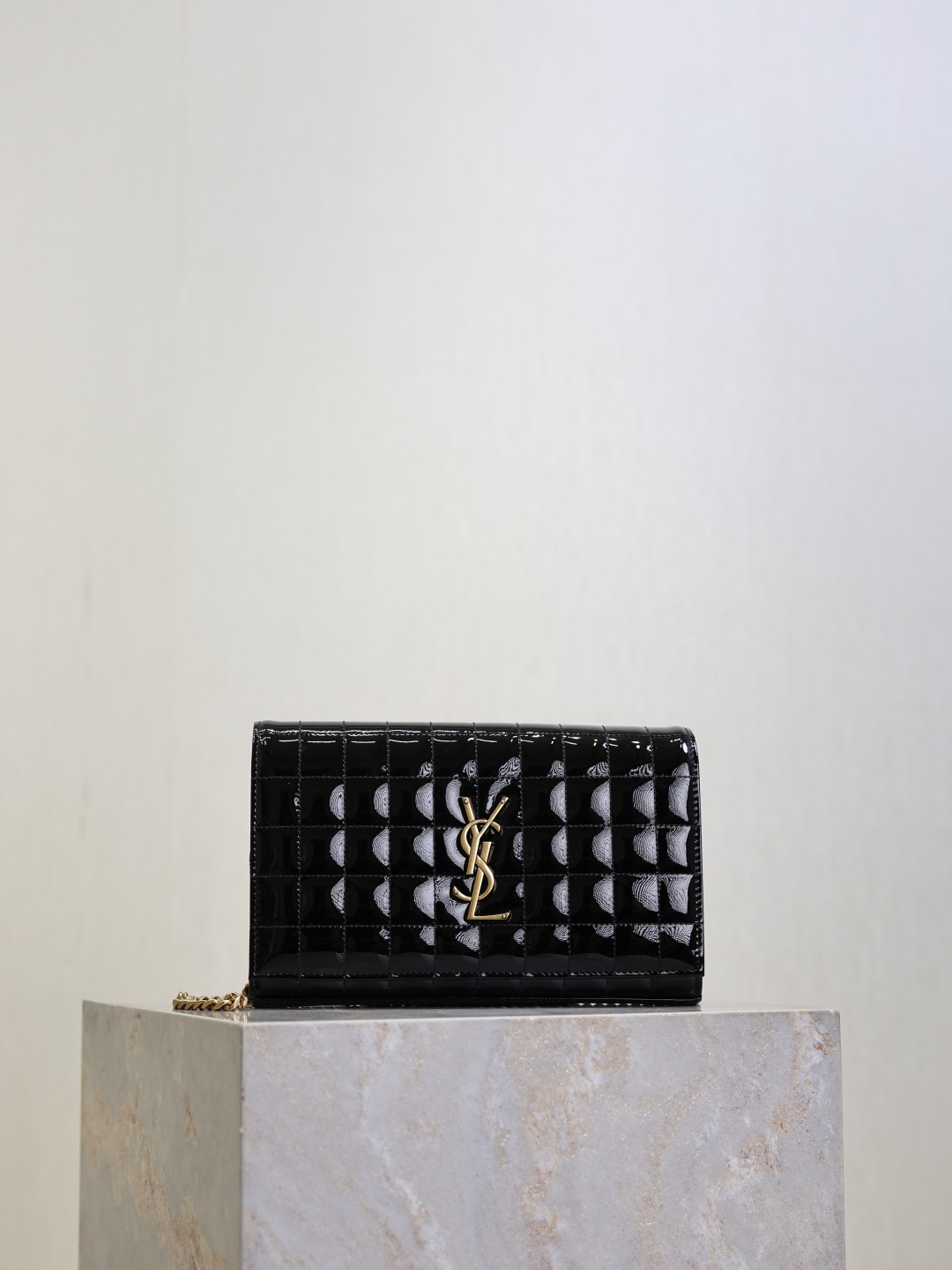Basic Bag Cow Leather Black 47cm-m-l-s