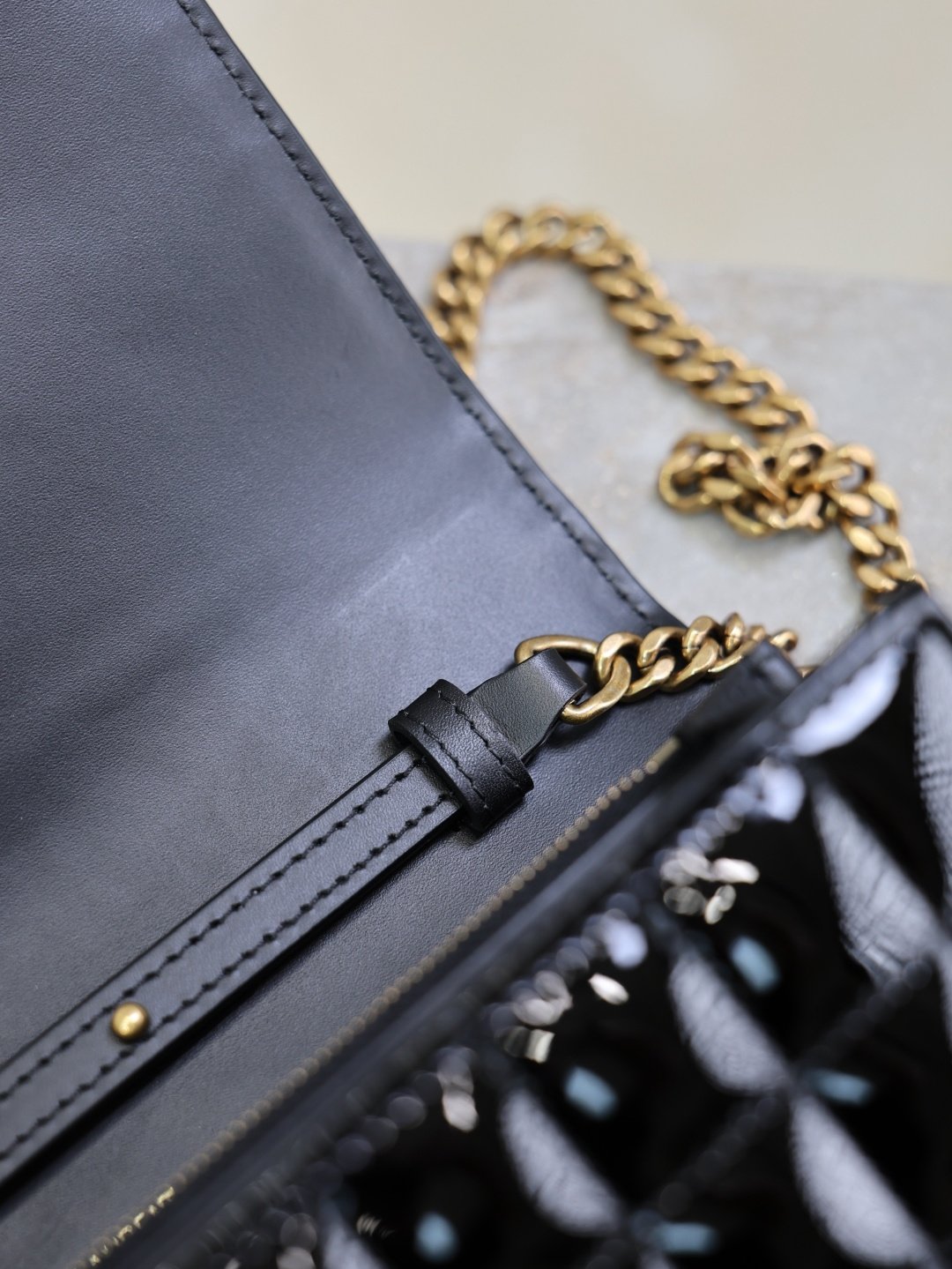 Basic Bag Cow Leather Black 47cm-m-l-s