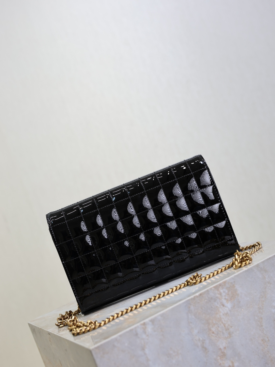 Basic Bag Cow Leather Black 47cm-m-l-s