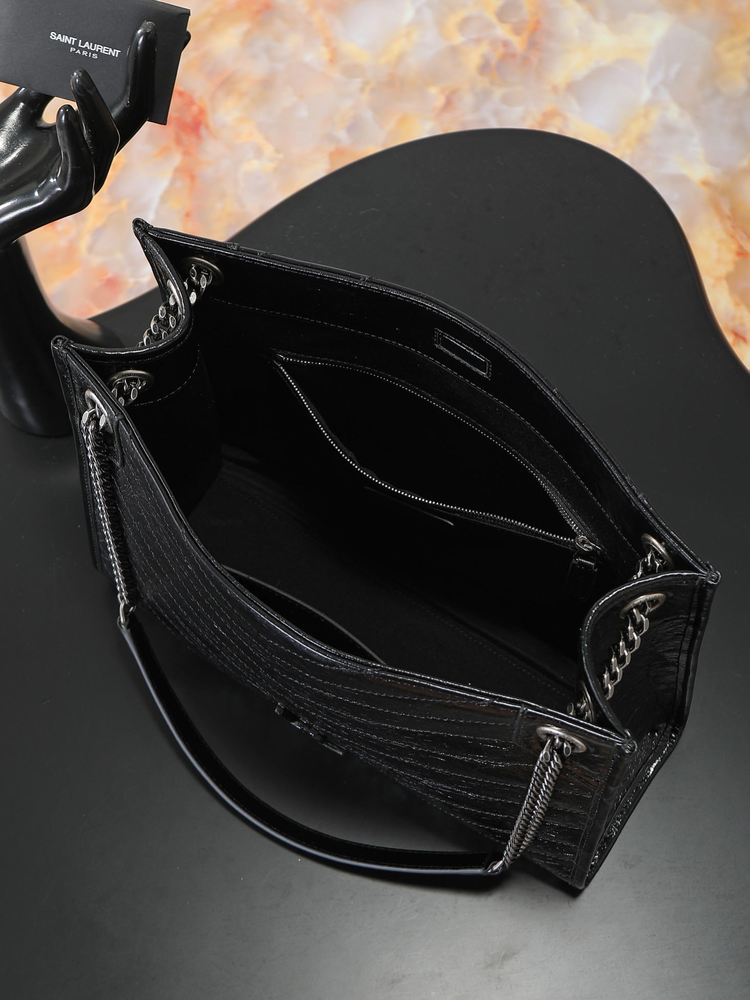 Tote Bag Cow Leather Black M-s