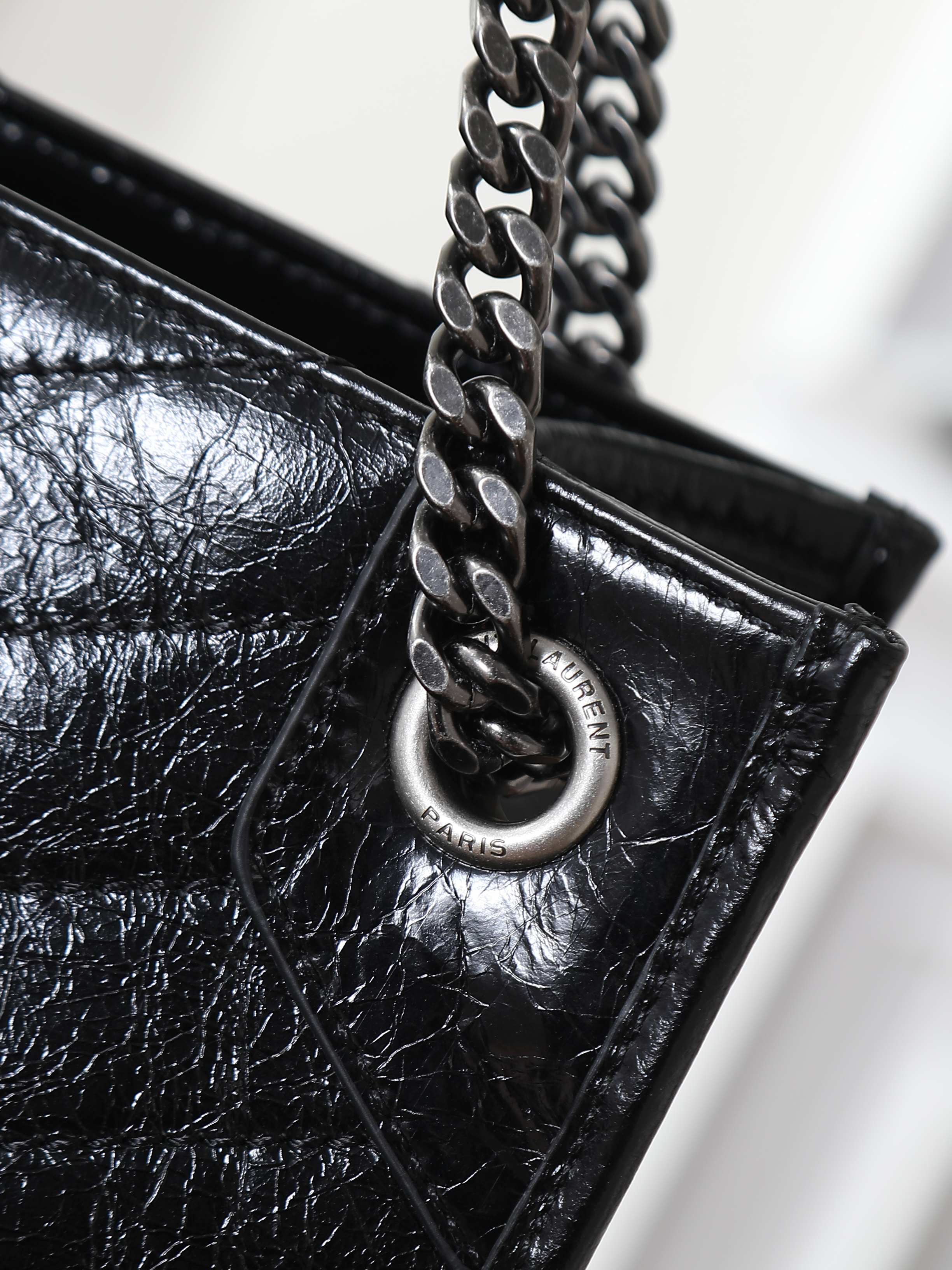 Tote Bag Cow Leather Black M-s