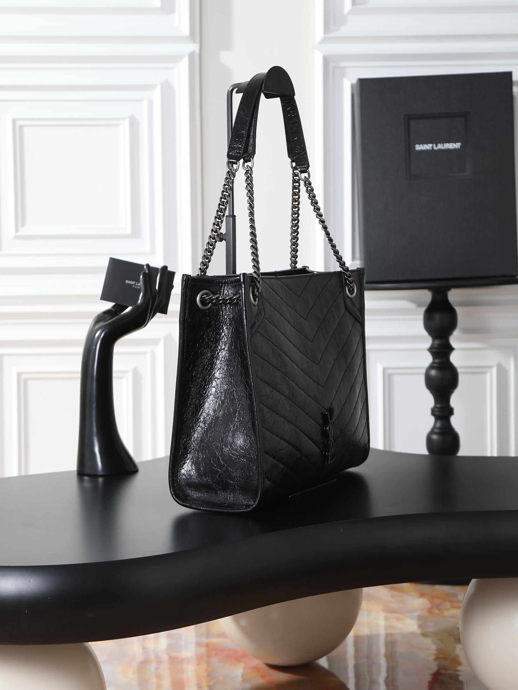 Tote Bag Cow Leather Black M-s