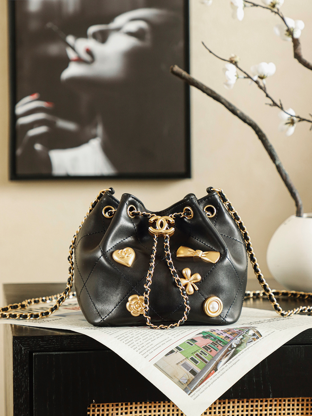 Bucket Bag Cow Leather Black