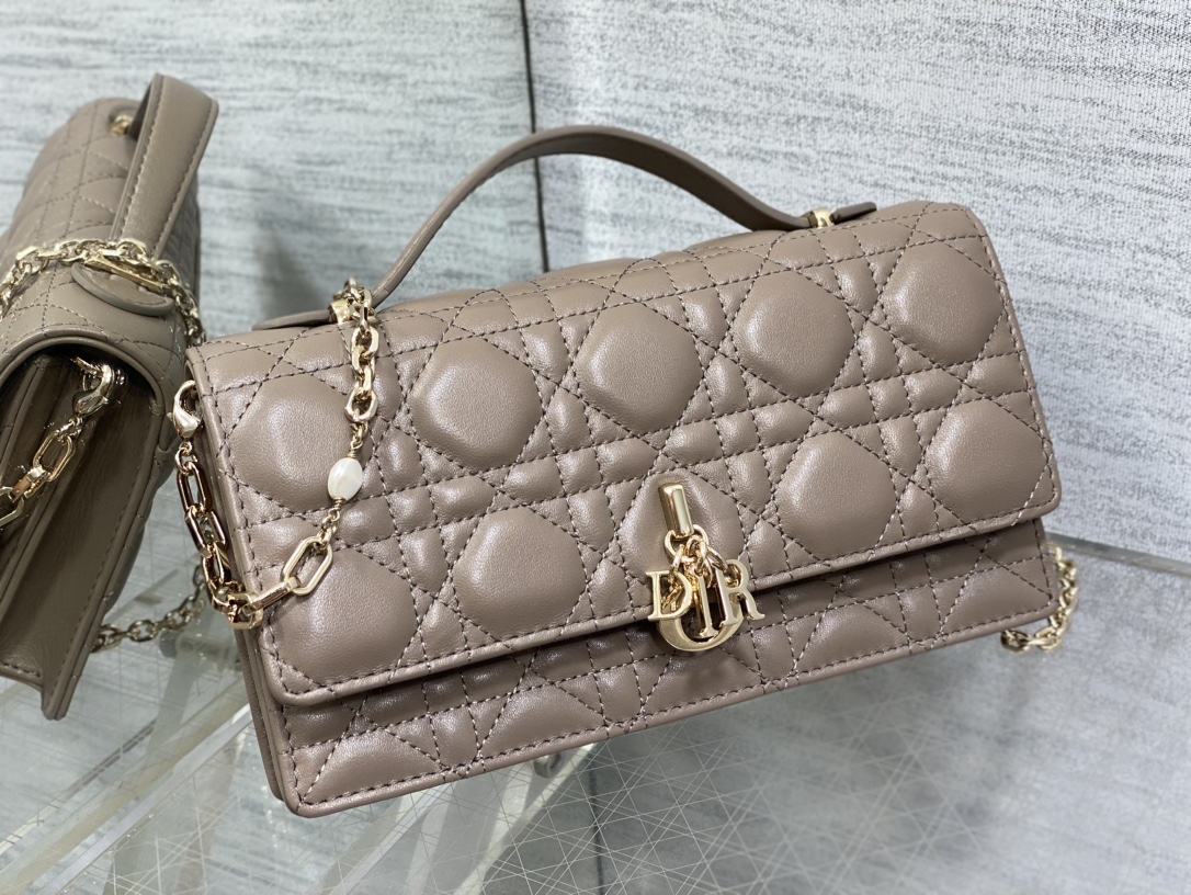 Clutch Bag Sheepskin M-s