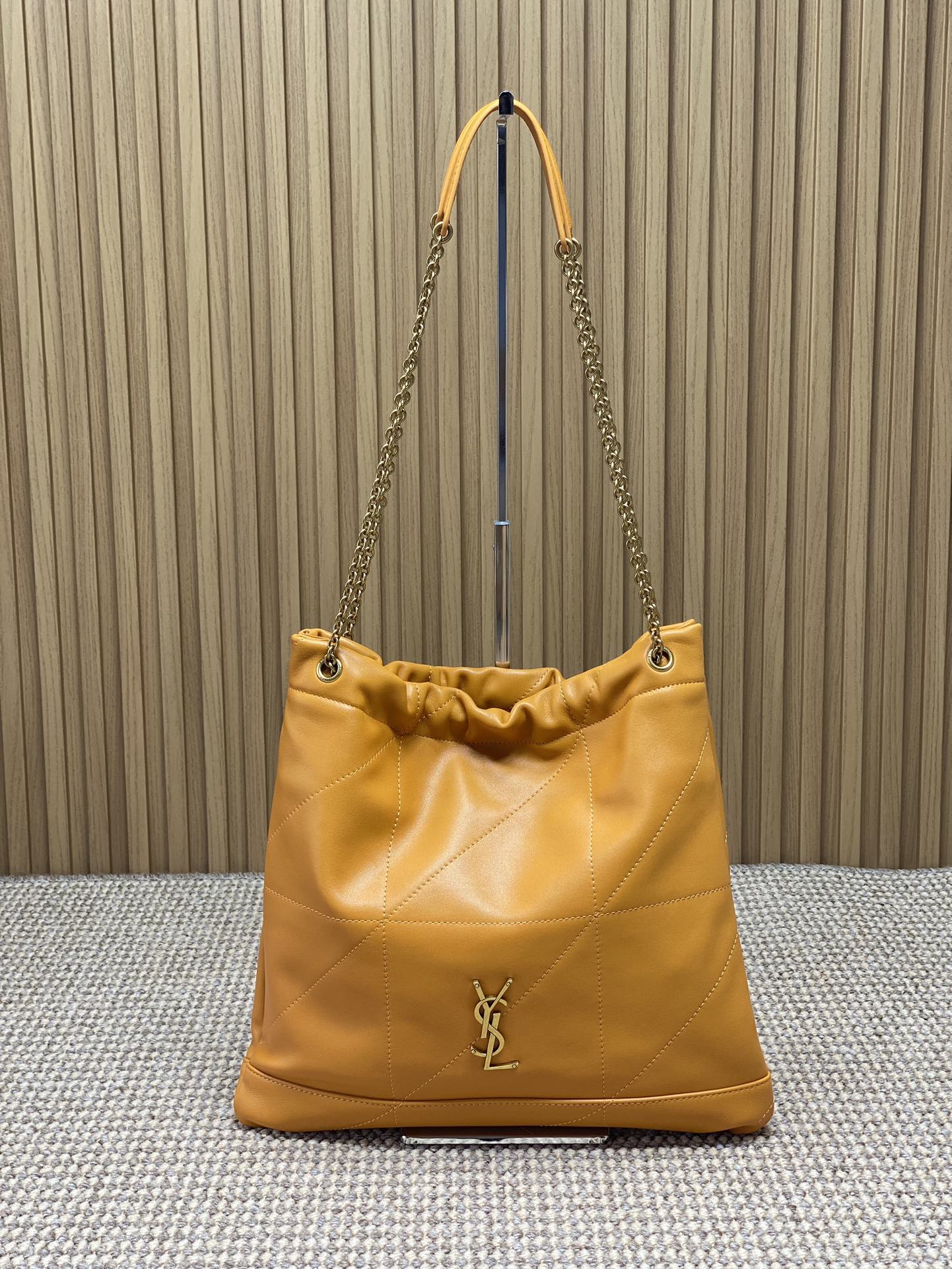 Ysl Basic Bag Sheepskin M-l-s