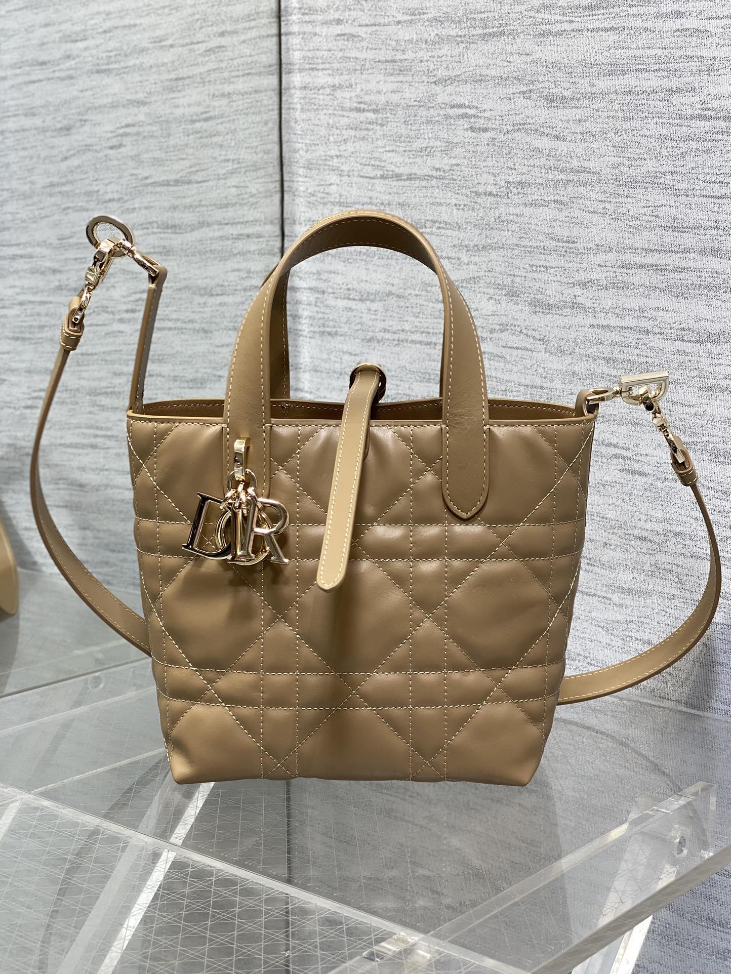 Basic Bag Cow Leather Foldable 18cm-s