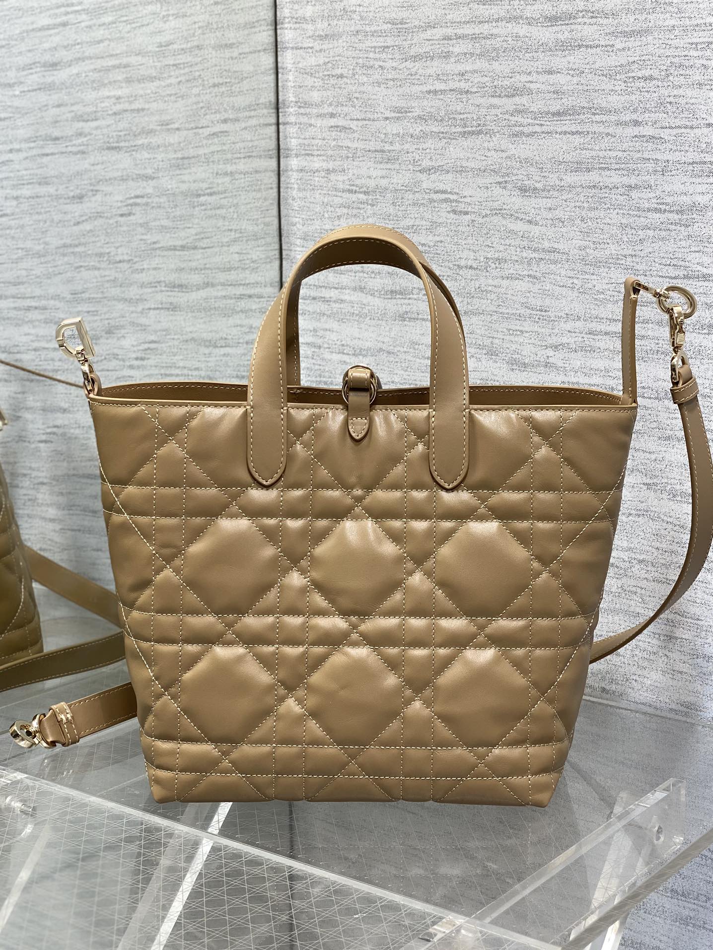 Basic Bag Cow Leather Foldable S-22cm