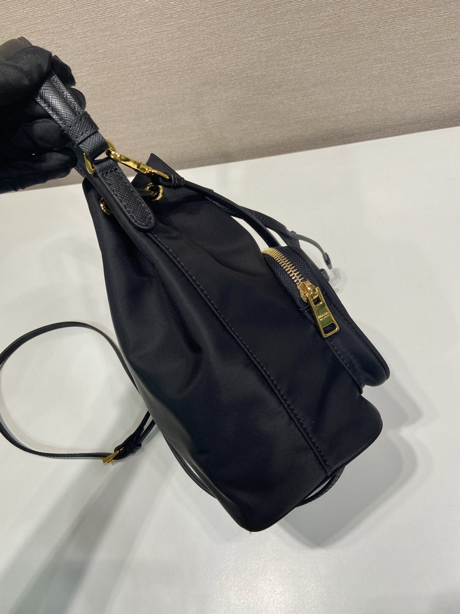 Bucket Bag Cow Leather 10cm