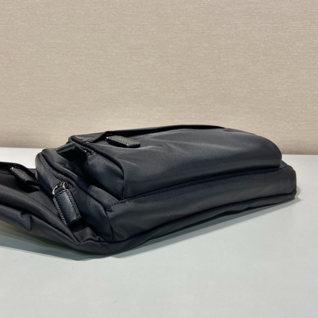 Prada Male Basic Bag Nylon M-l