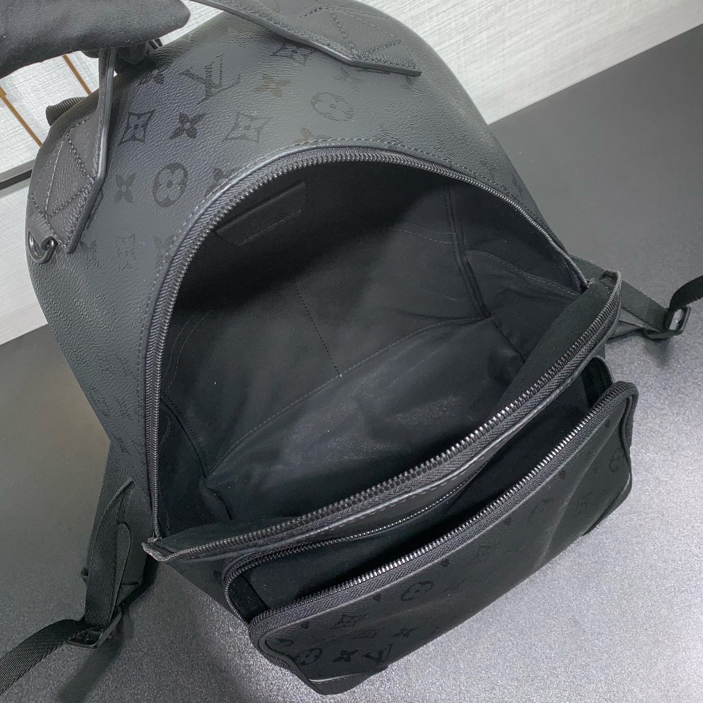 Louis Vuitton Backpack Canvas M-s