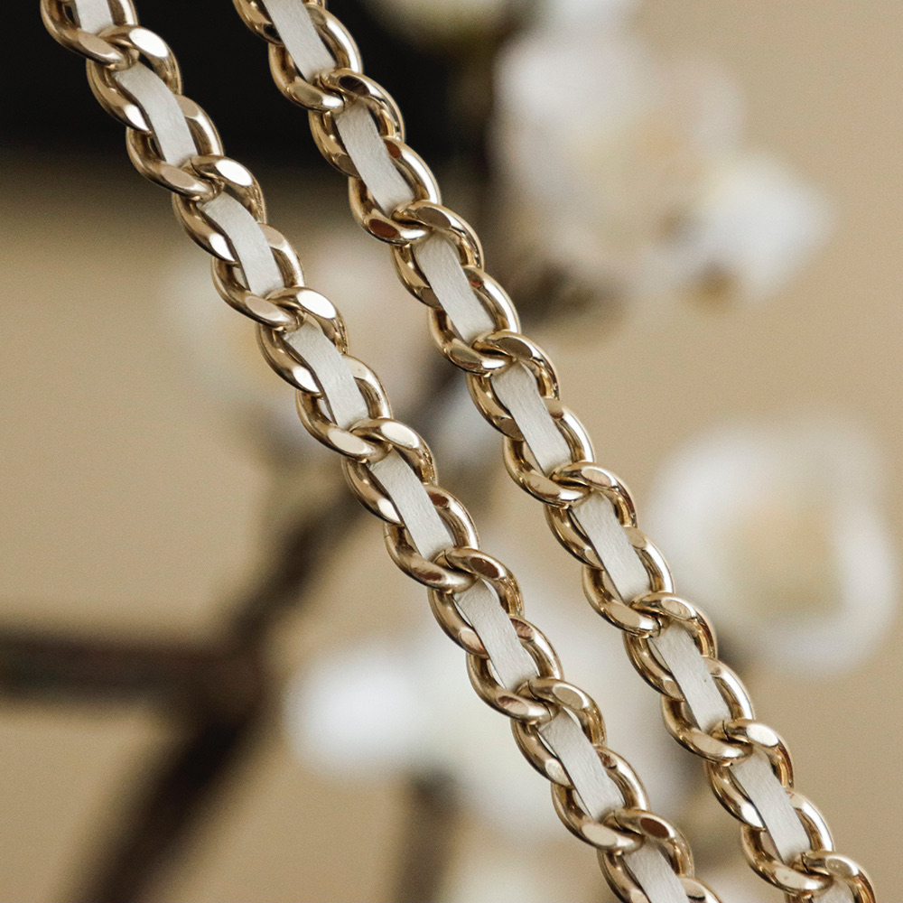 Chanel Basic Bag Sheepskin M-l-s