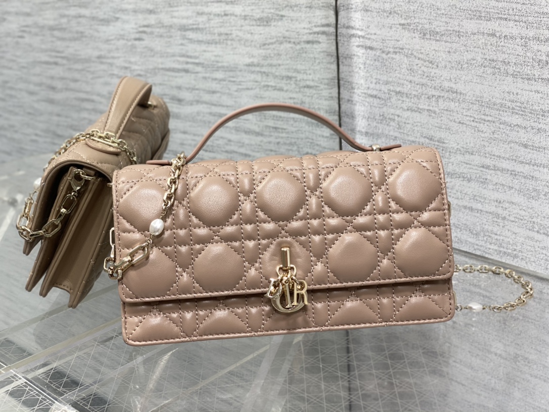 Clutch Bag Sheepskin M-s