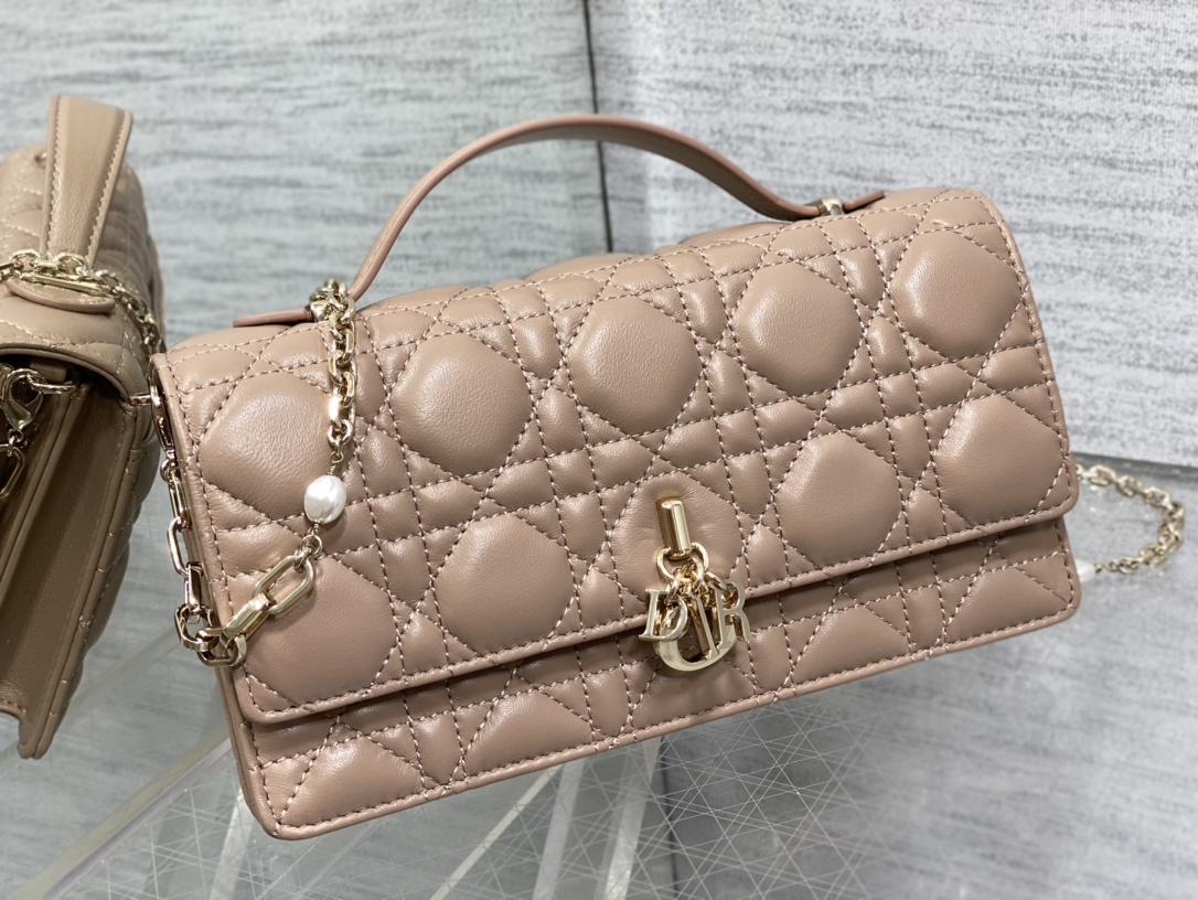 Clutch Bag Sheepskin M-s
