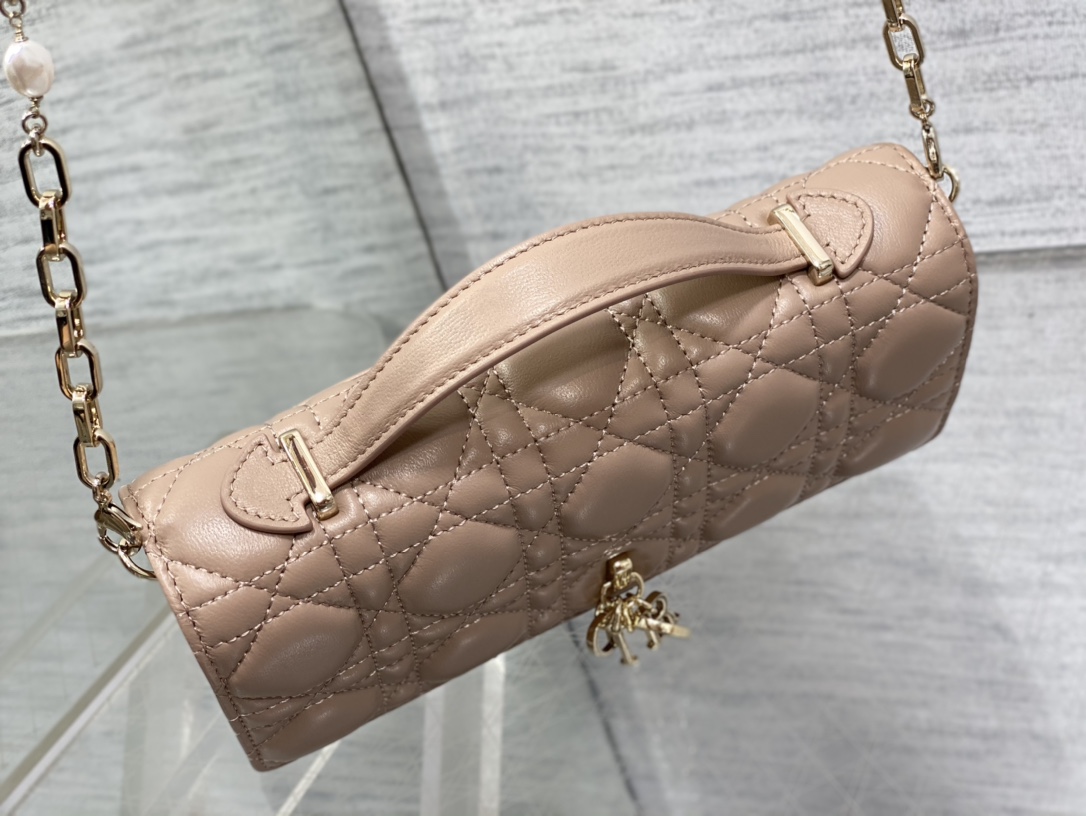 Clutch Bag Sheepskin M-s