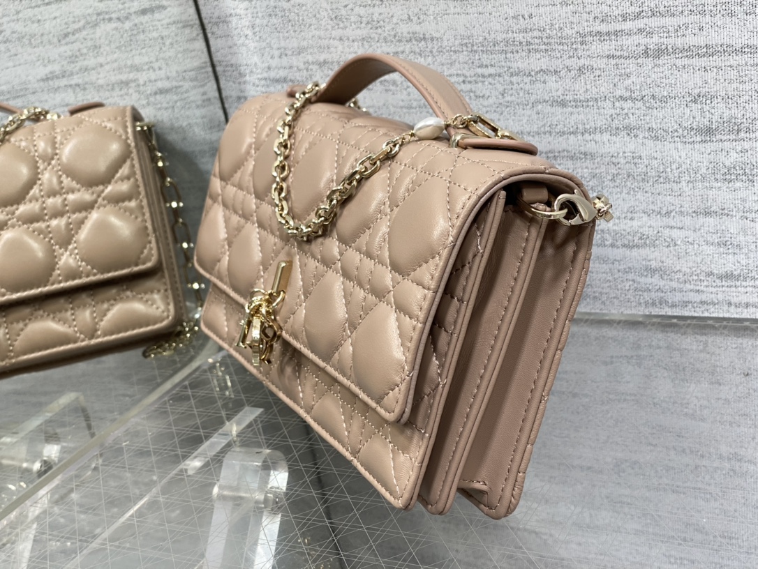 Clutch Bag Sheepskin M-s