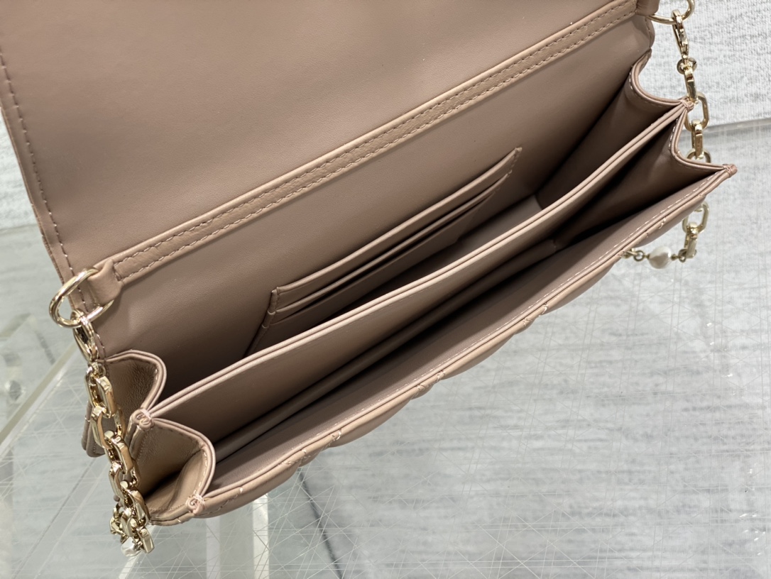 Clutch Bag Sheepskin M-s