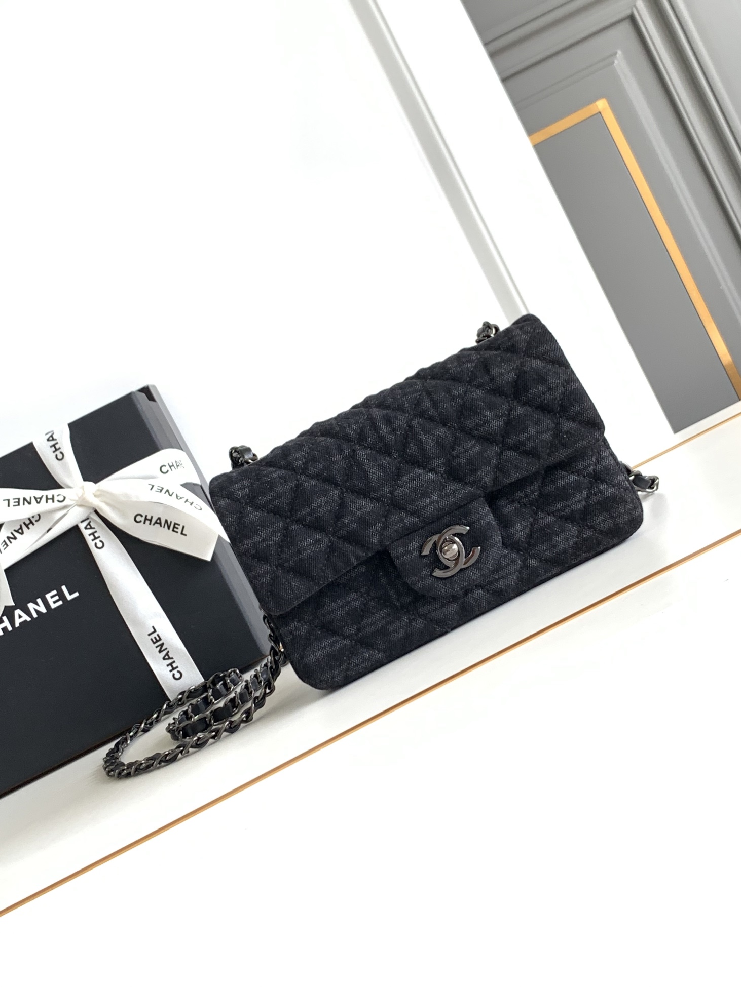 Chanel Basic Bag Black 20cm-25cm-l