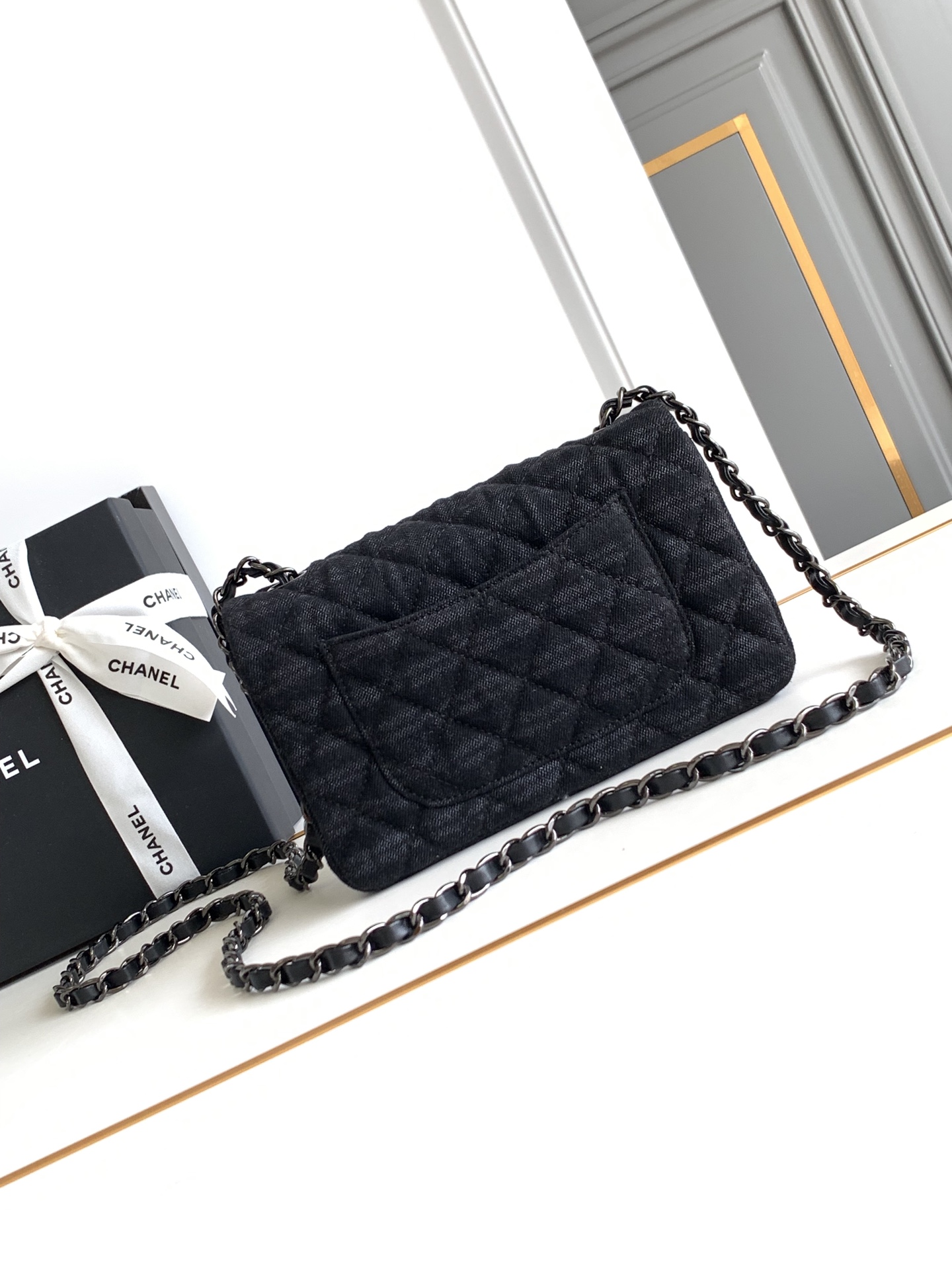 Chanel Basic Bag Black 20cm-25cm-l