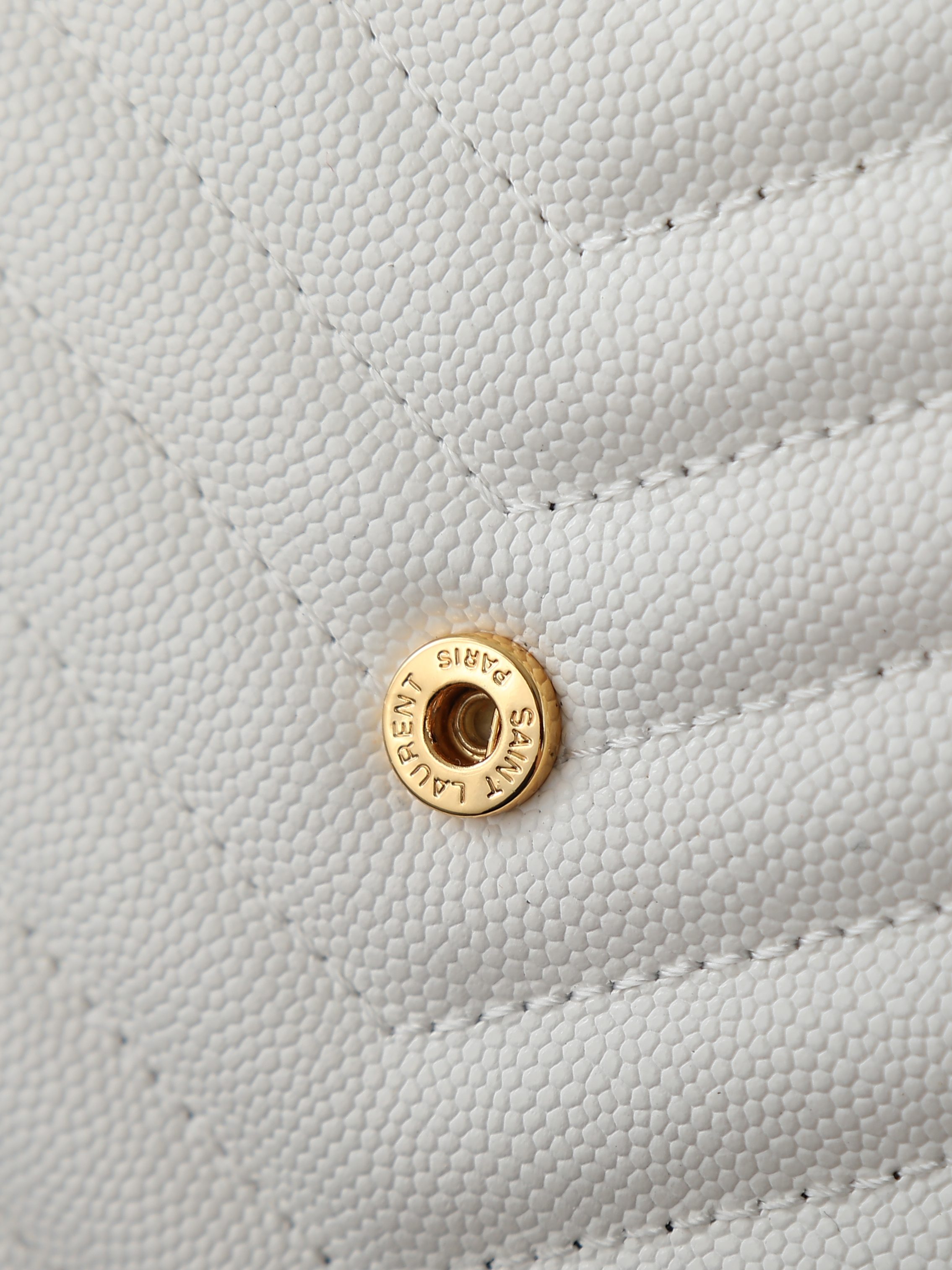 Louis Vuitton Basic Bag Cow Leather White Large Capacity M-l