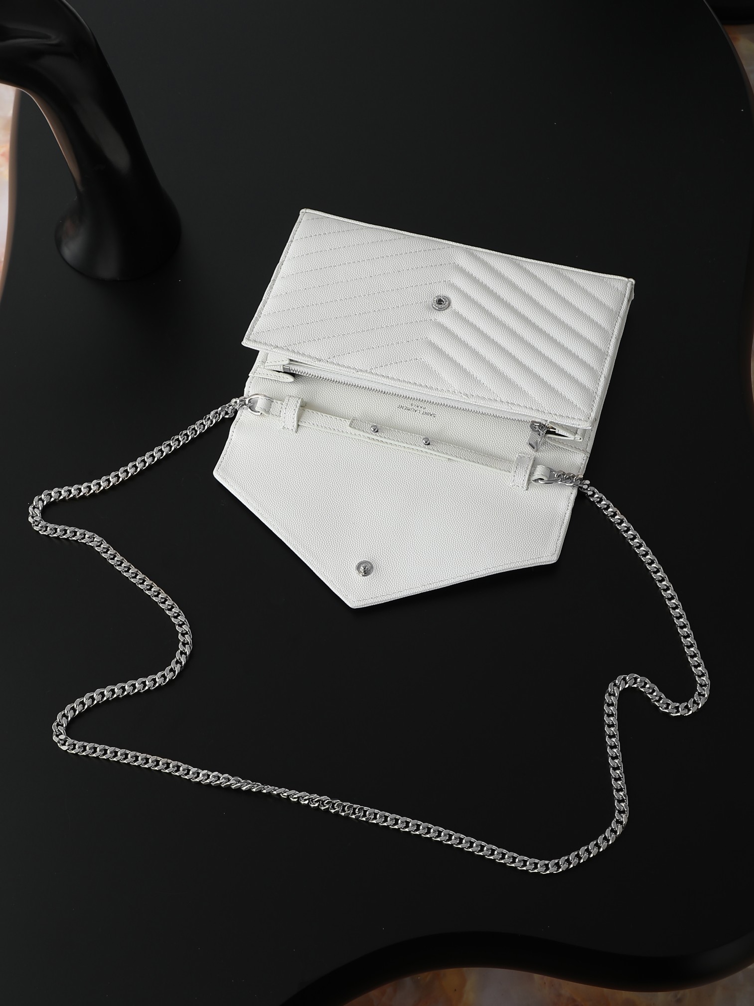 Louis Vuitton Basic Bag Cow Leather White Large Capacity M-l