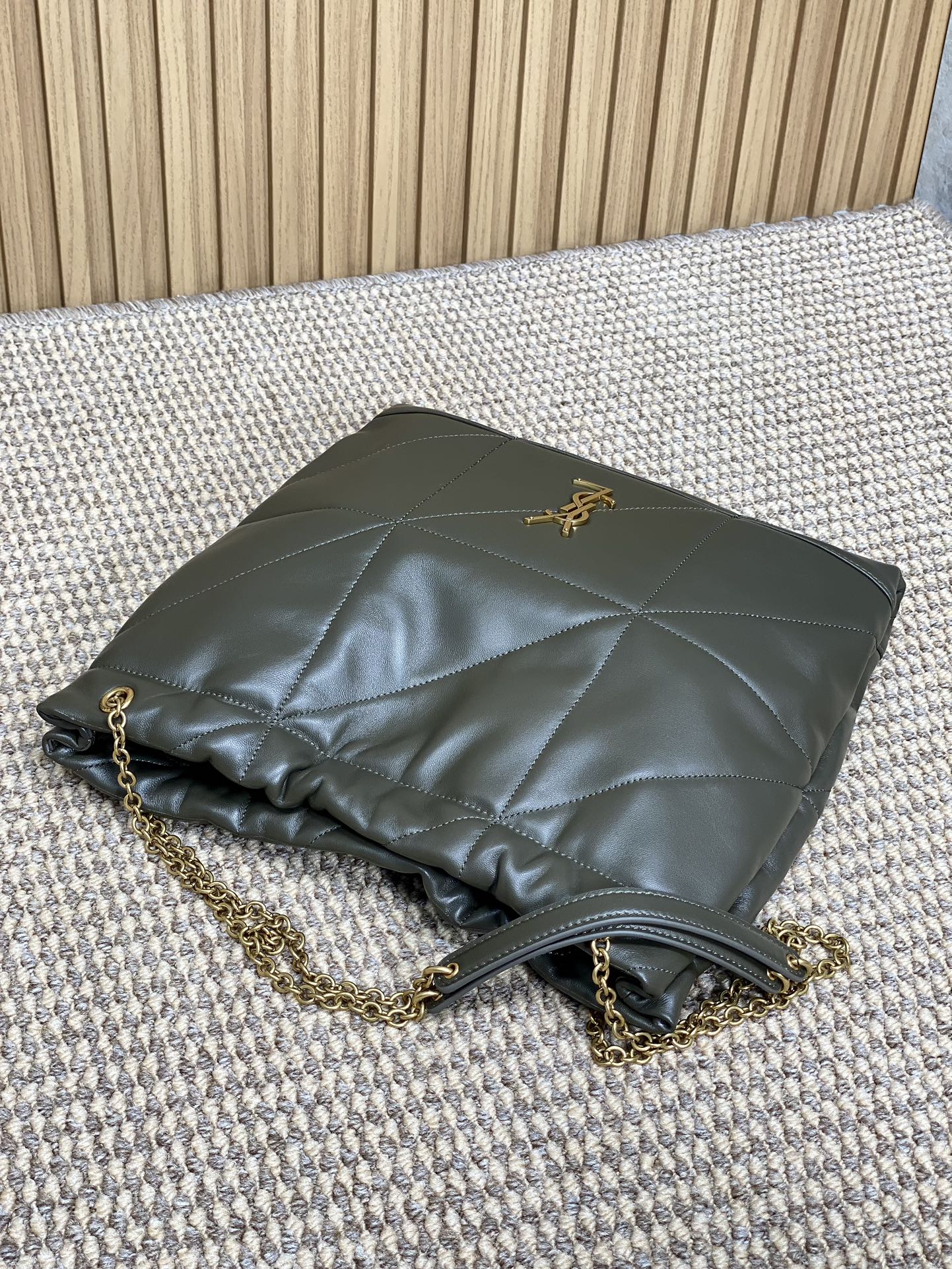 Ysl Basic Bag Sheepskin M-l-s