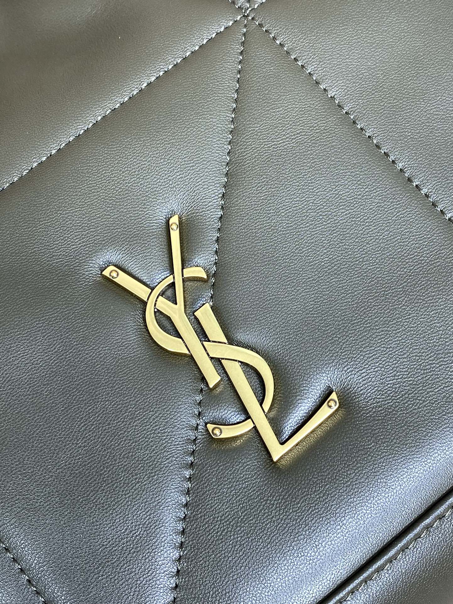 Ysl Basic Bag Sheepskin M-l-s