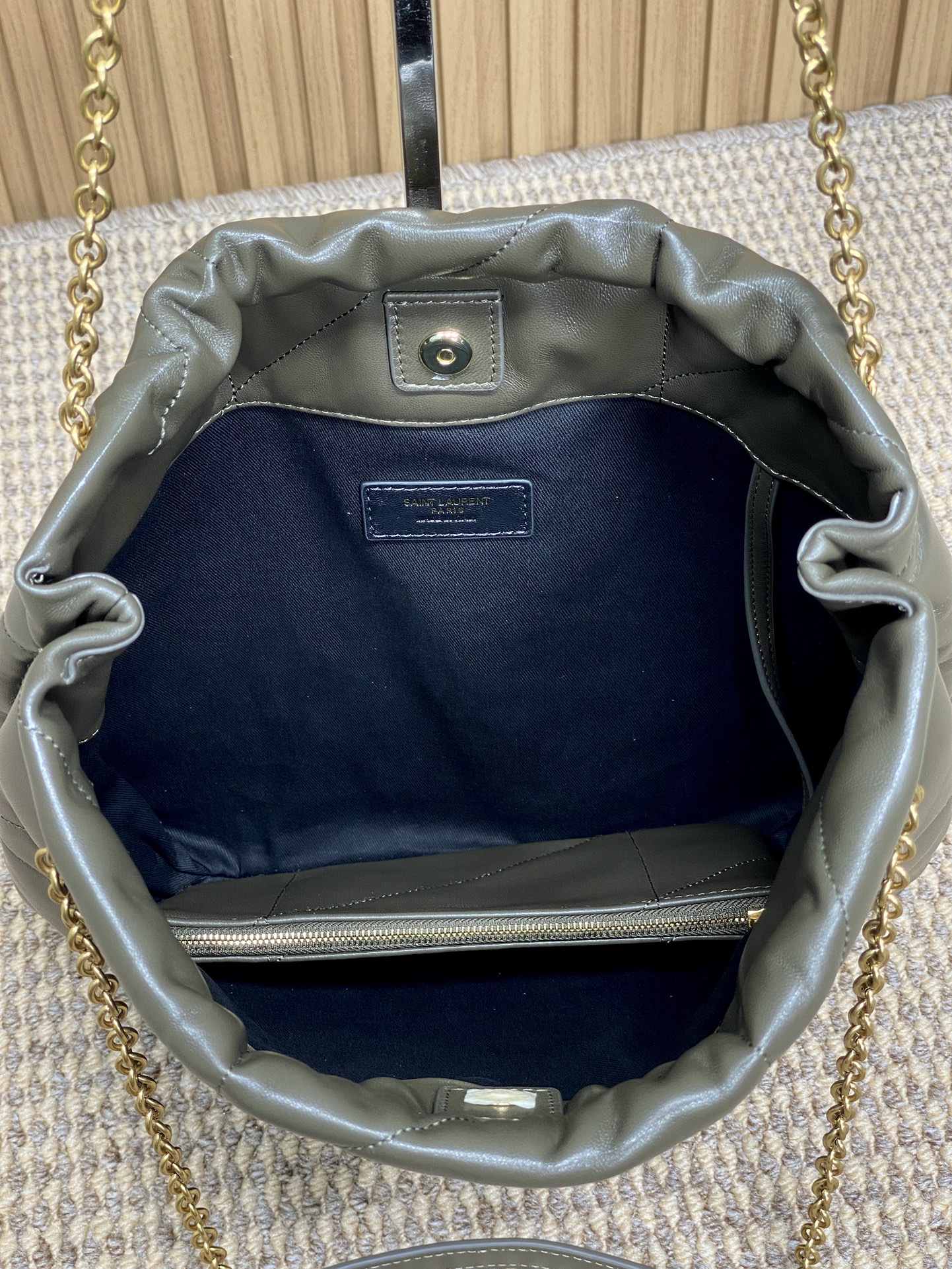 Ysl Basic Bag Sheepskin M-l-s