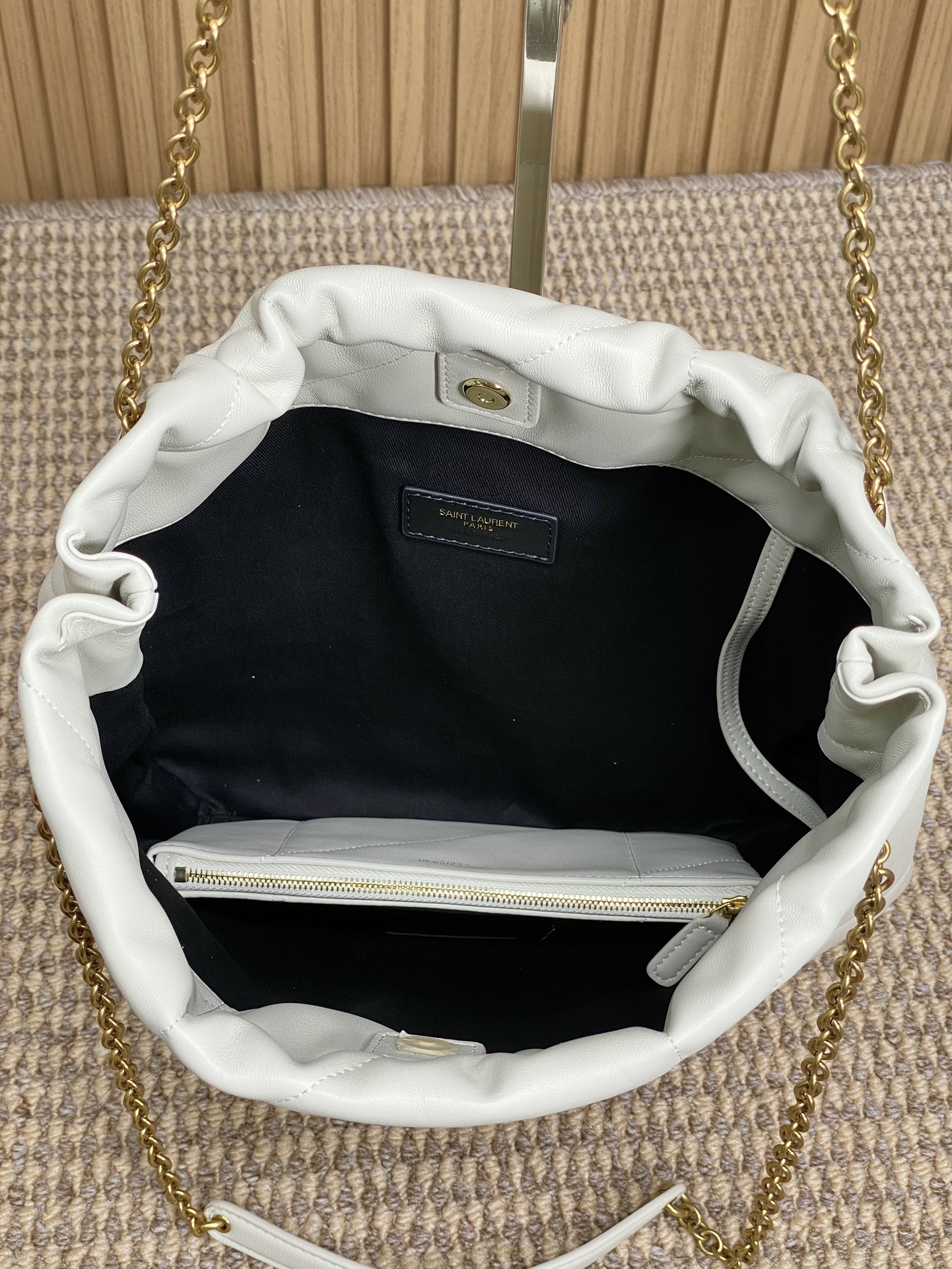 Ysl Basic Bag Sheepskin M-l-s