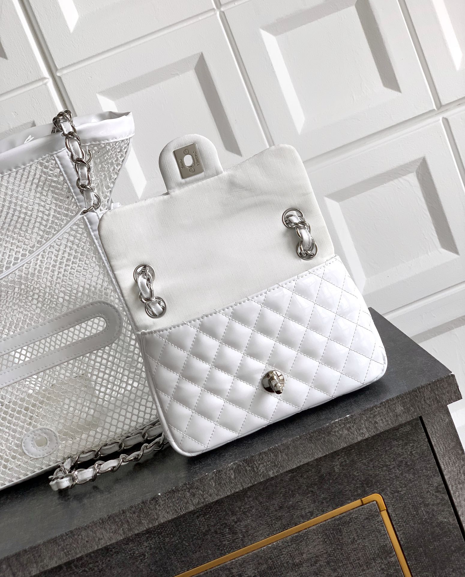 Chanel Basic Bag White 36cm-m-l