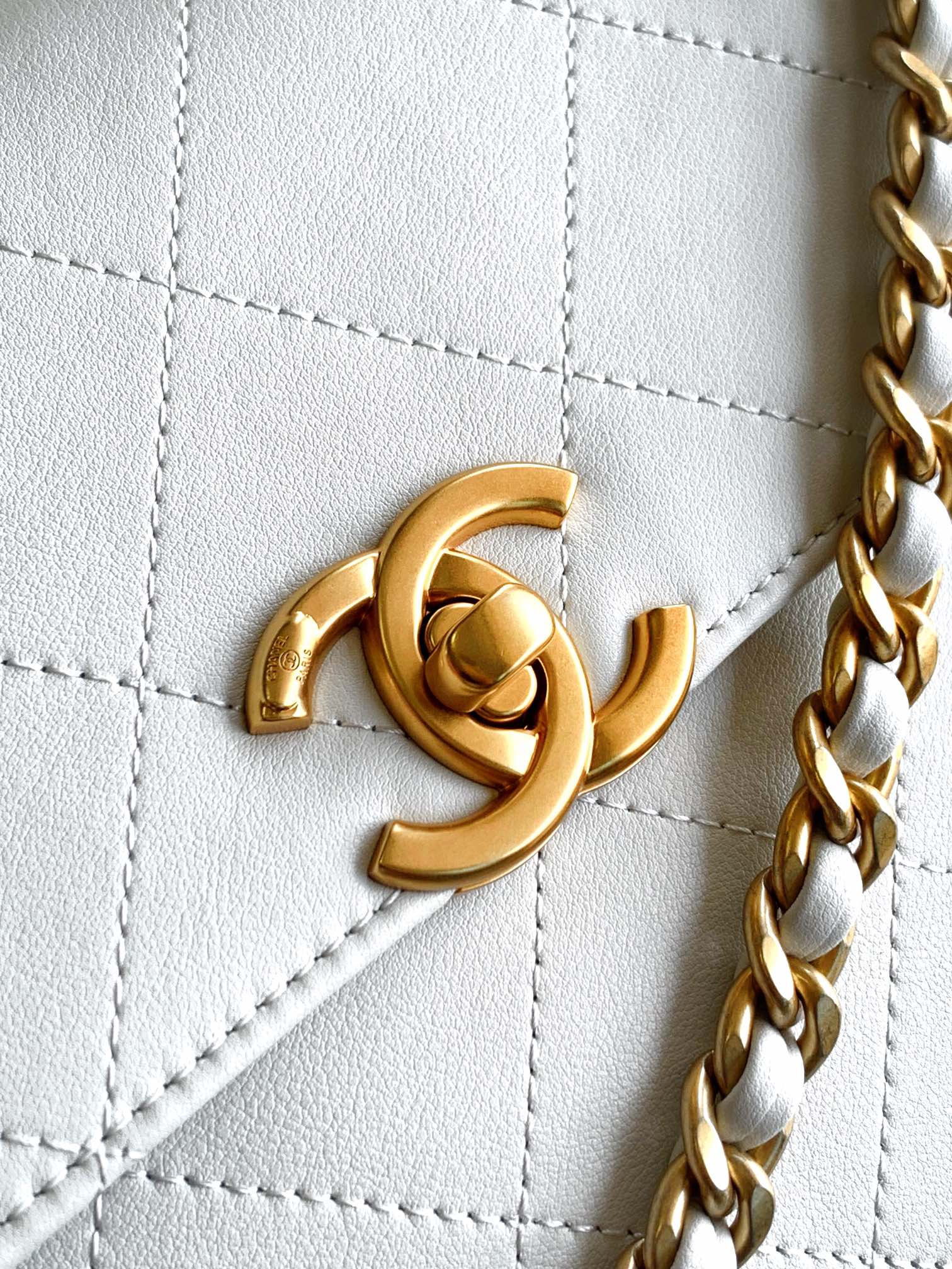 Chanel Briefcase White 28cm-m-l-s