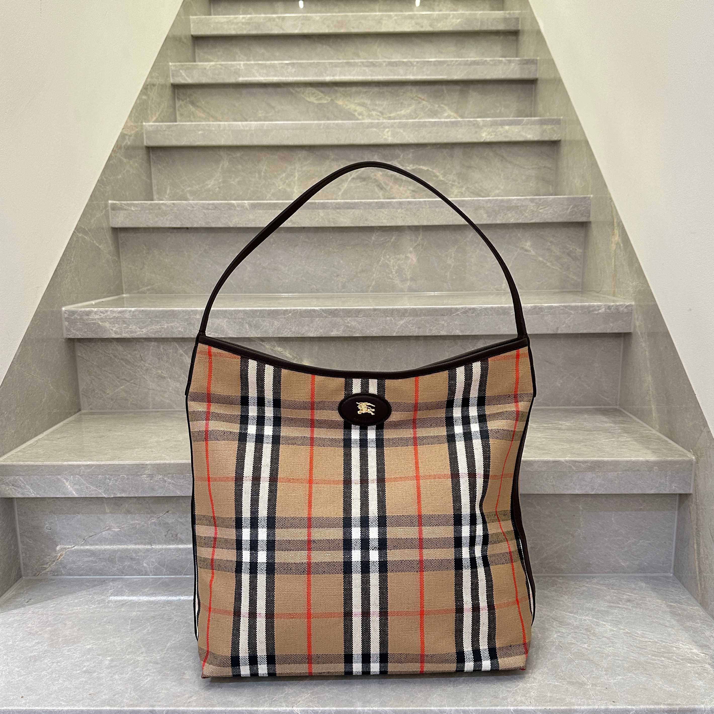 Basic Bag Cow Leather