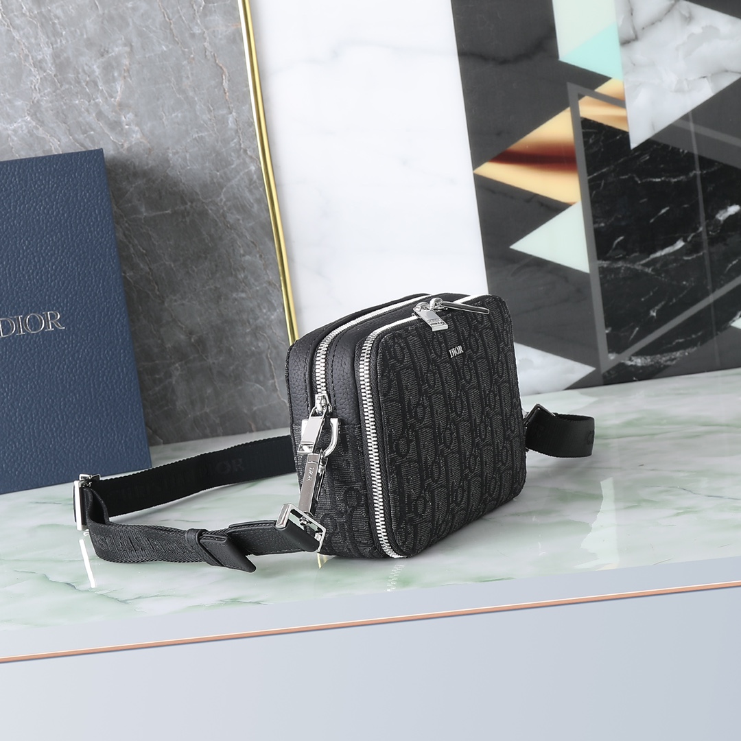 Dior Male Crossbody Bag Black L-s