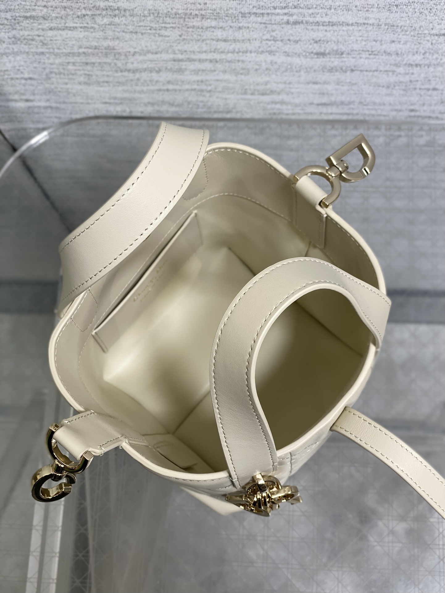 Basic Bag Cow Leather Foldable 15cm-s