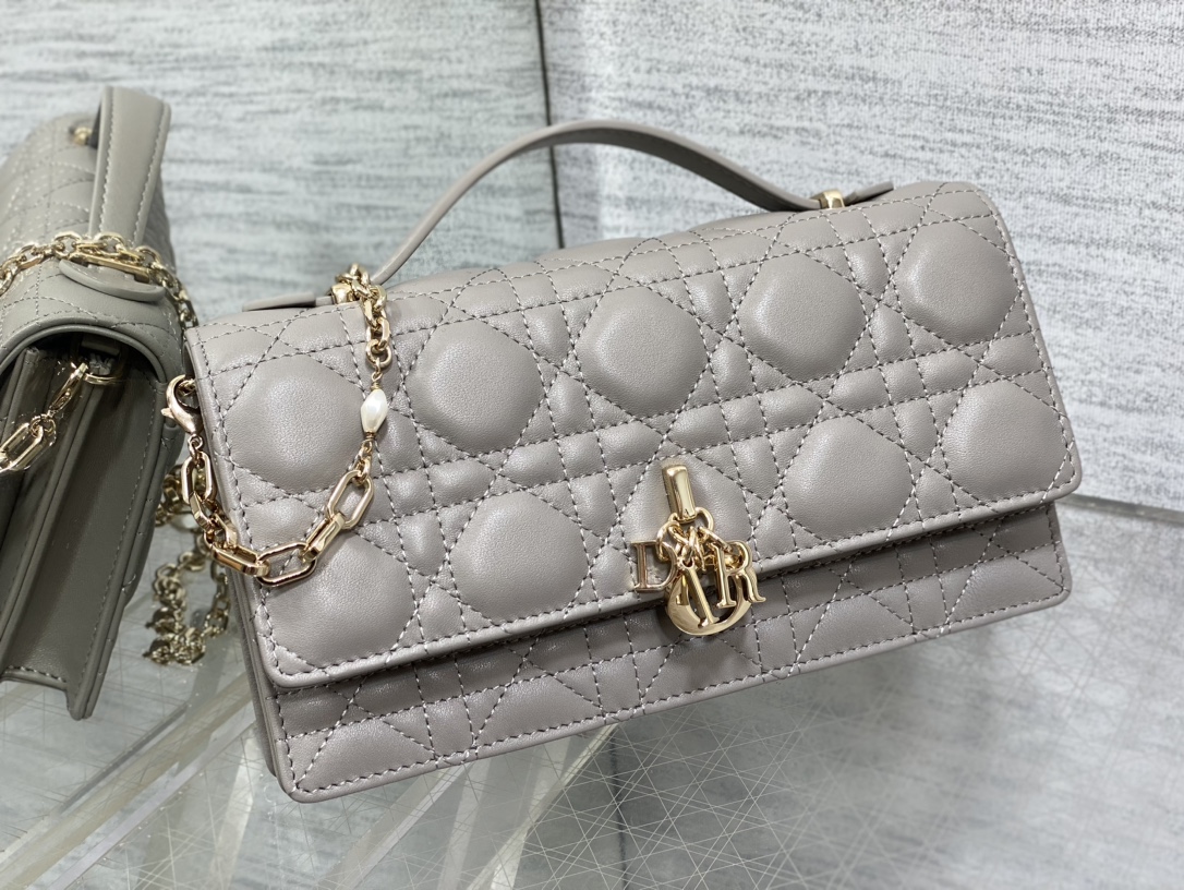 Clutch Bag Sheepskin M-s