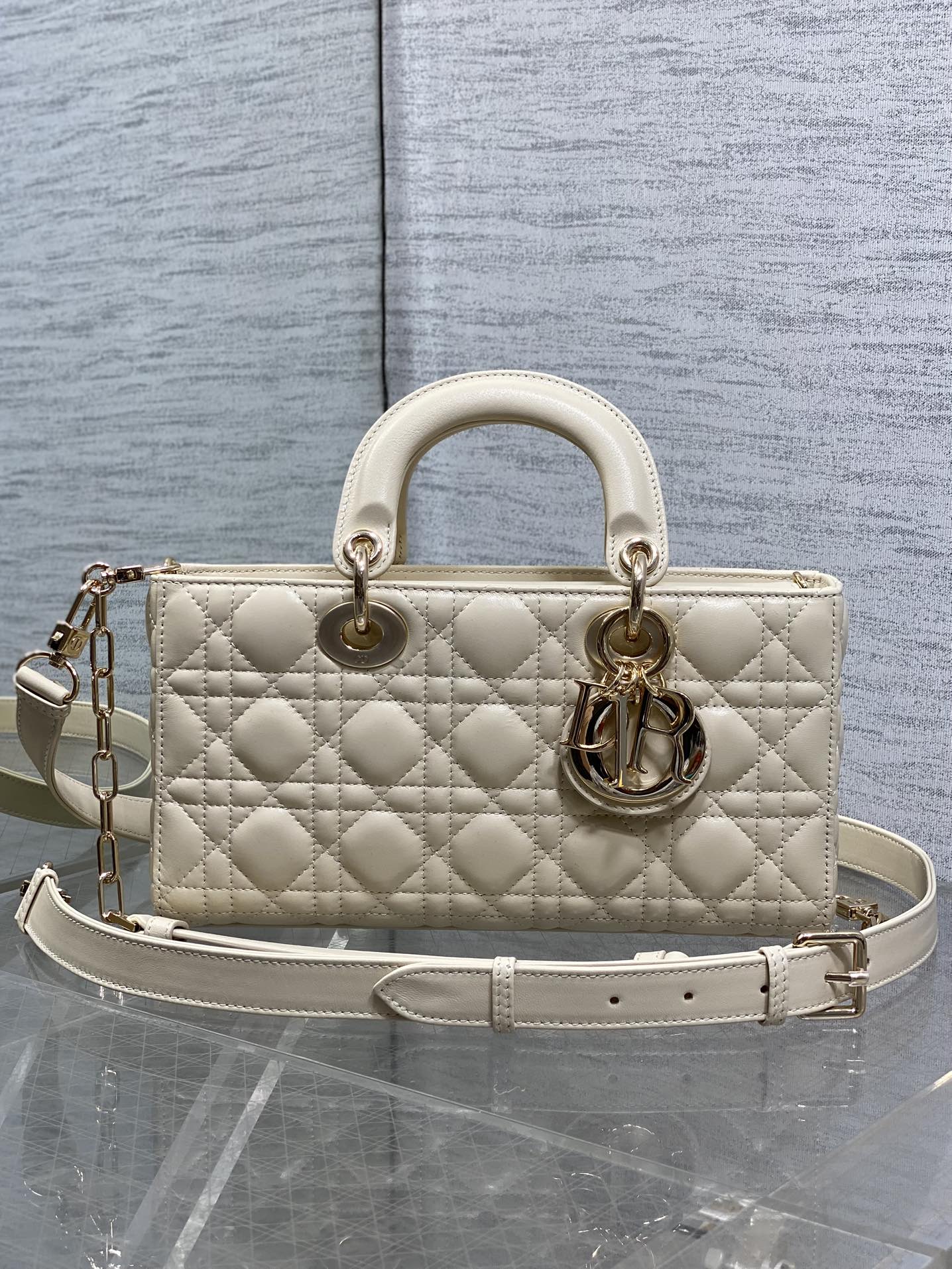 Basic Bag Beige S-14cm