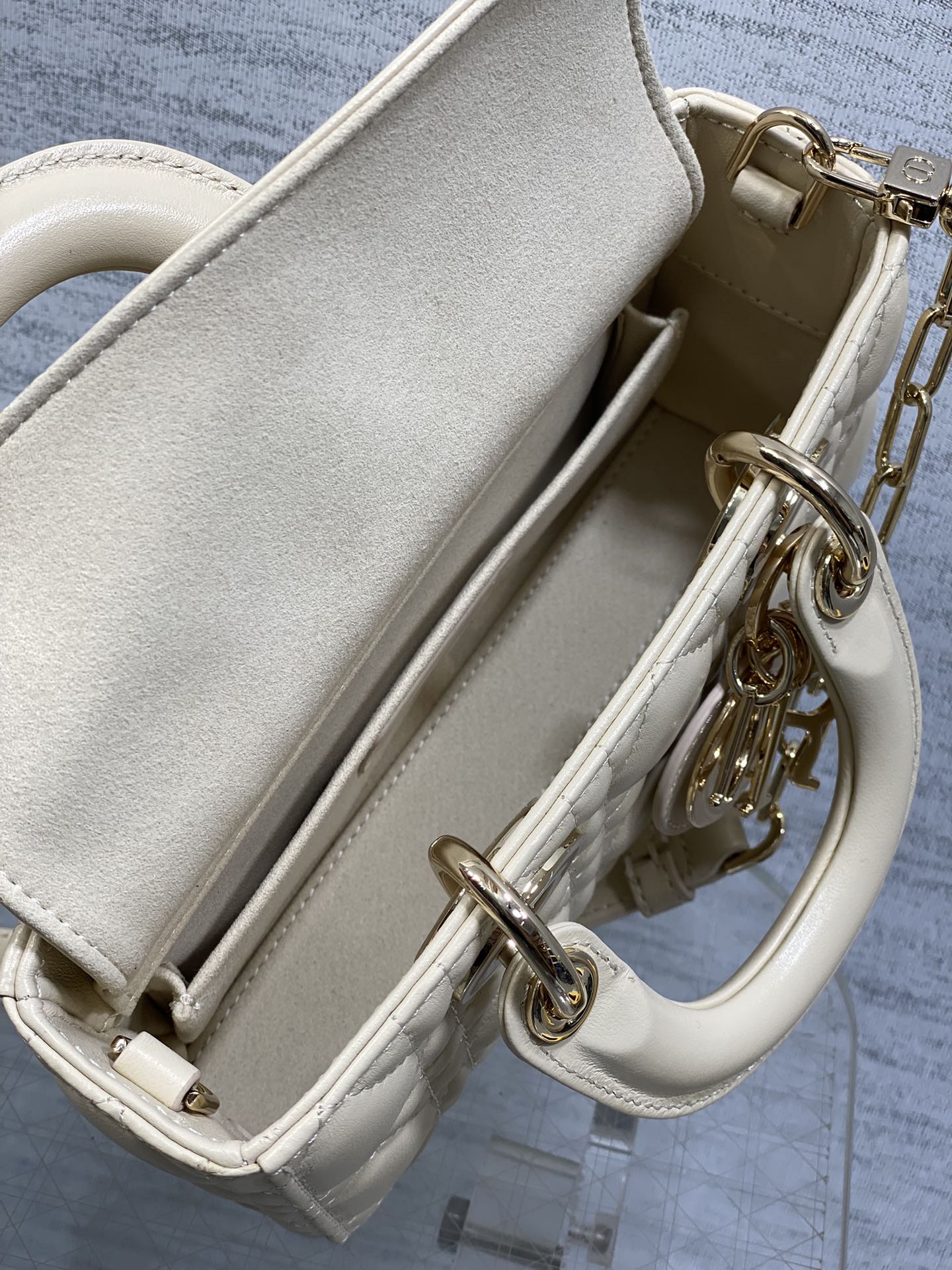 Basic Bag Sheepskin Beige M-s