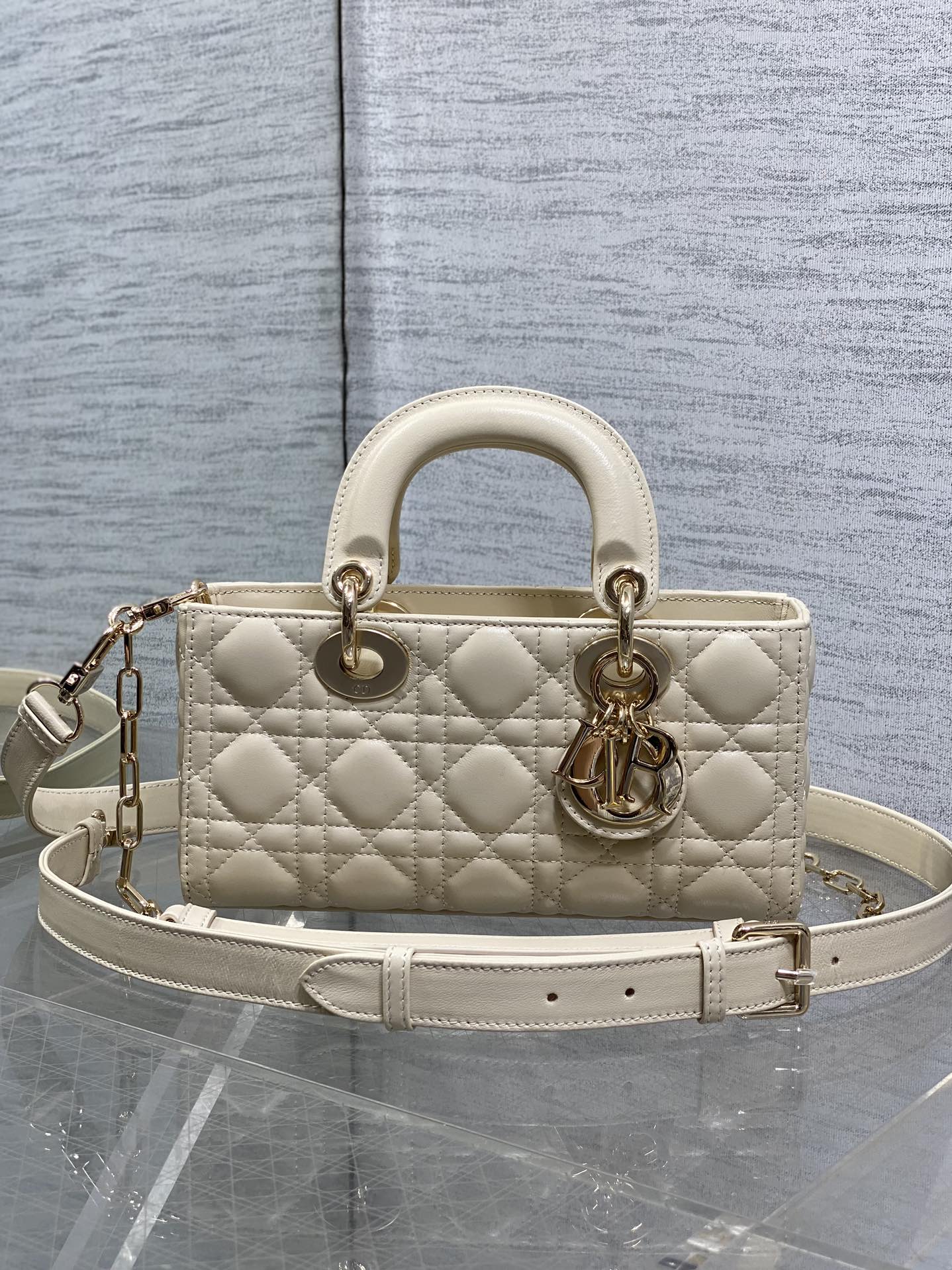 Basic Bag Beige M-s