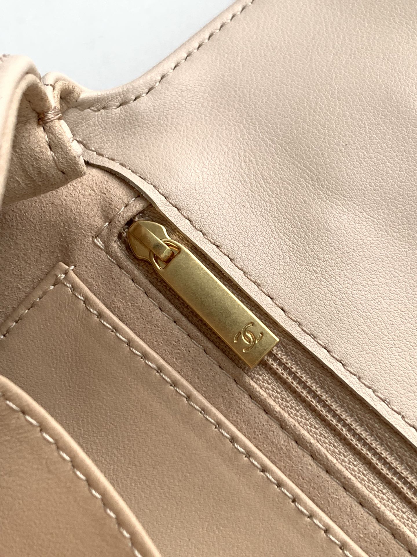 Chanel Briefcase 37cm-m-l-s