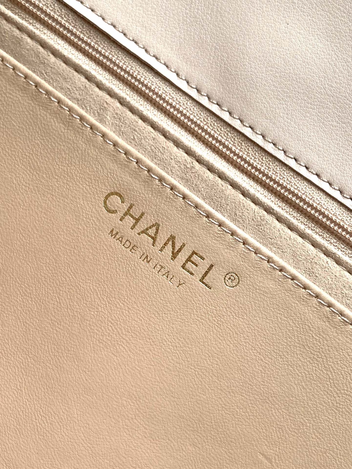 Chanel Briefcase 37cm-m-l-s
